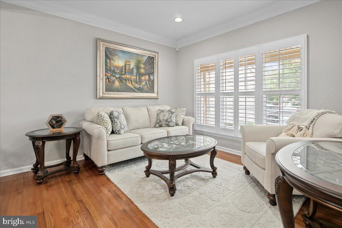 19595 ASPENDALE SQUARE