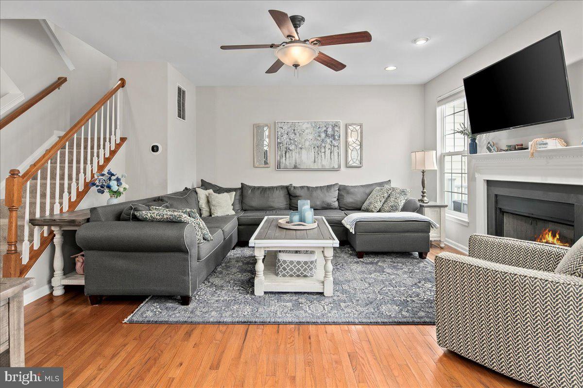 19595 ASPENDALE SQUARE