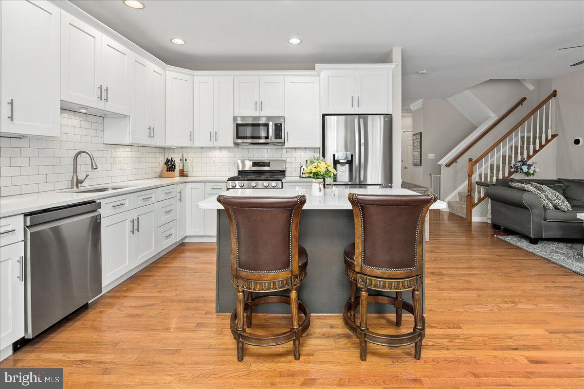 19595 ASPENDALE SQUARE