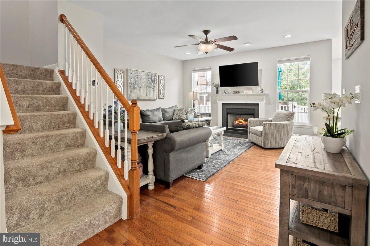 19595 ASPENDALE SQUARE