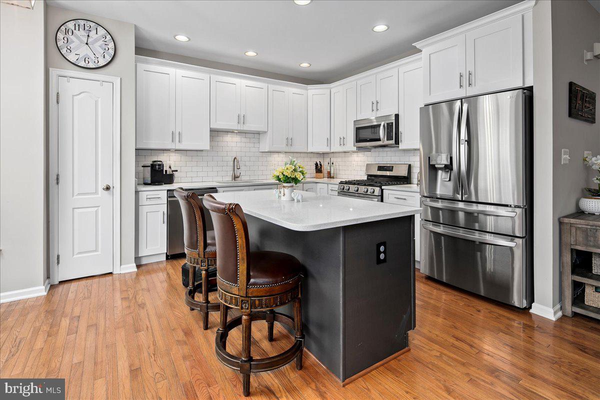 19595 ASPENDALE SQUARE