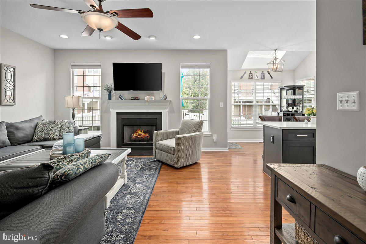 19595 ASPENDALE SQUARE