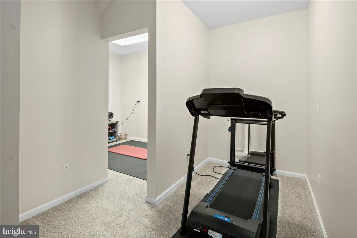 19595 ASPENDALE SQUARE