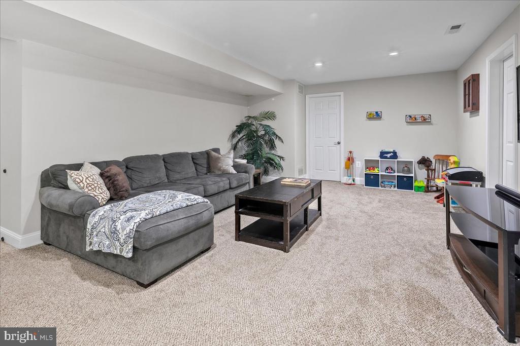 12567 SPILLER LANE