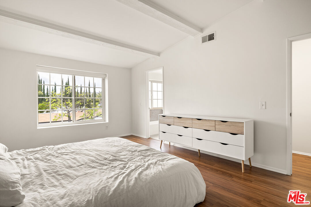 22525 Sherman Way Unit: 203