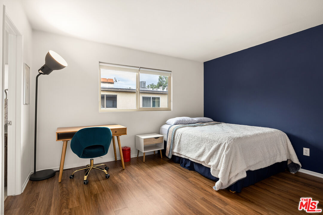 22525 Sherman Way Unit: 203