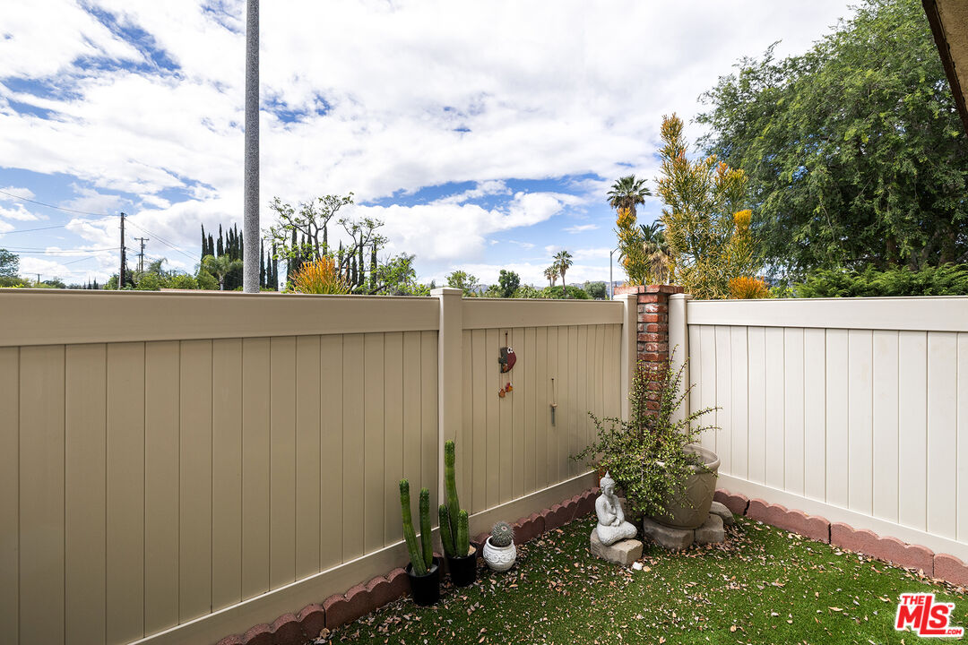 22525 Sherman Way Unit: 203