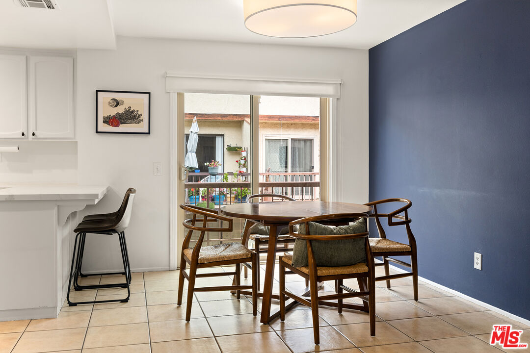22525 Sherman Way Unit: 203