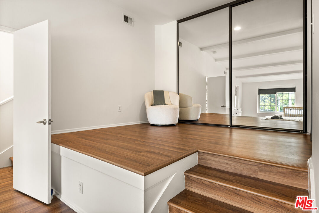 22525 Sherman Way Unit: 203