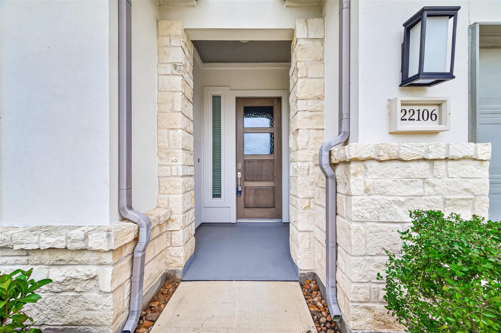 22106 Raburn Ranch