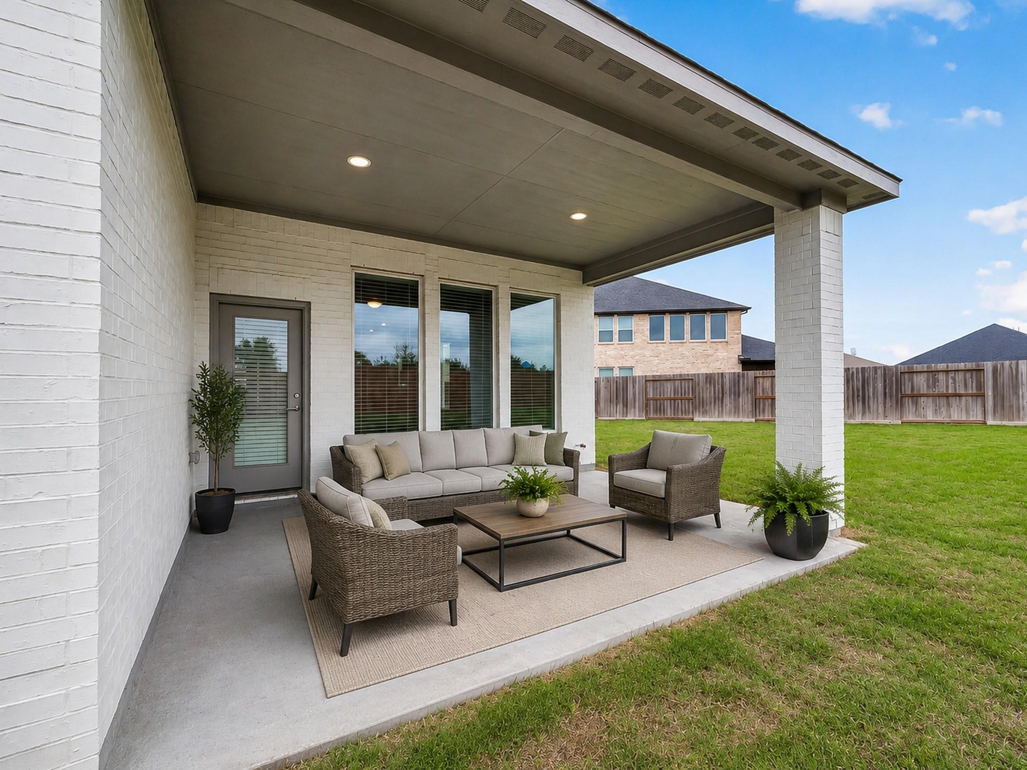 22106 Raburn Ranch