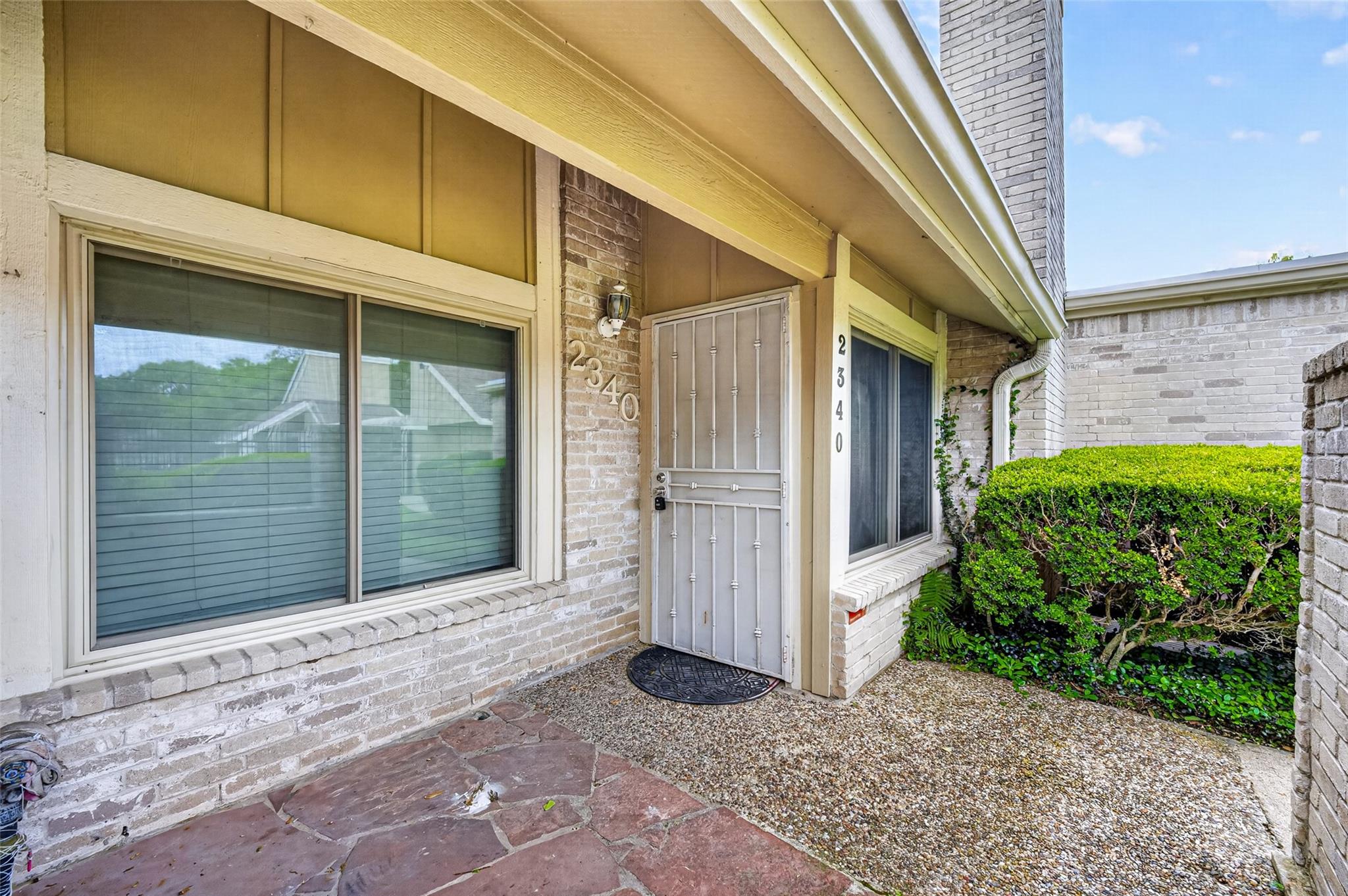 2340 Woodland Park Drive # 113