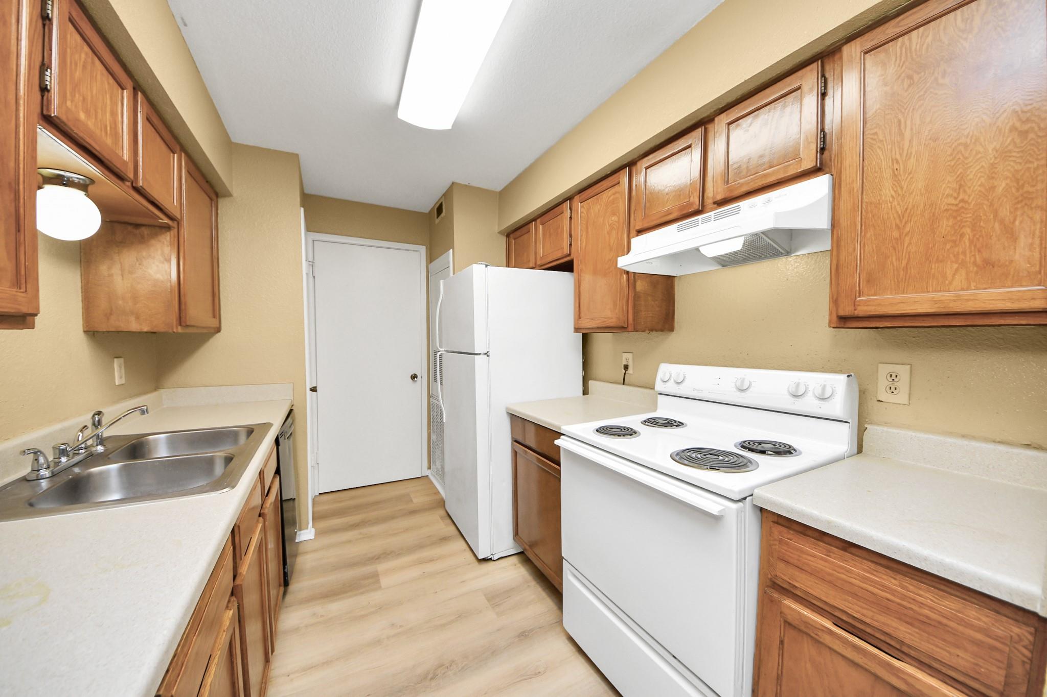 9700 Leawoo Boulevard # 1002