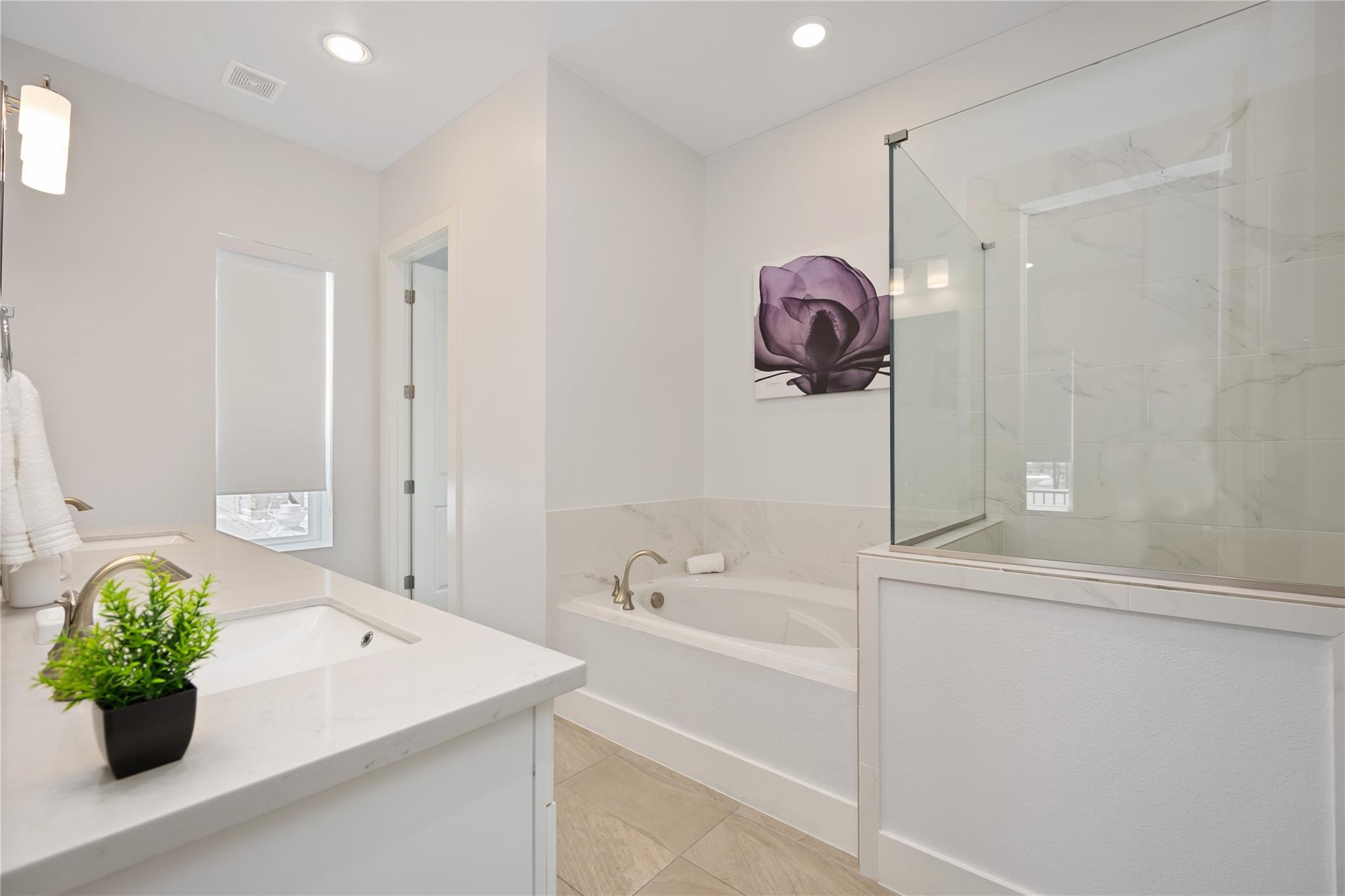 5914 Val Verde Street