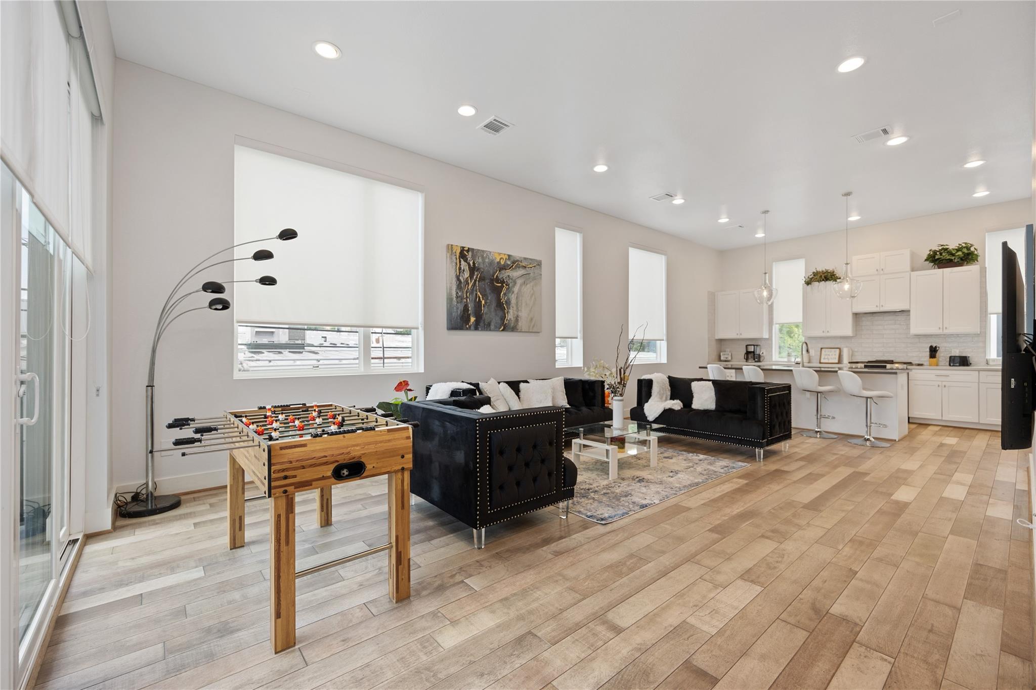 5914 Val Verde Street