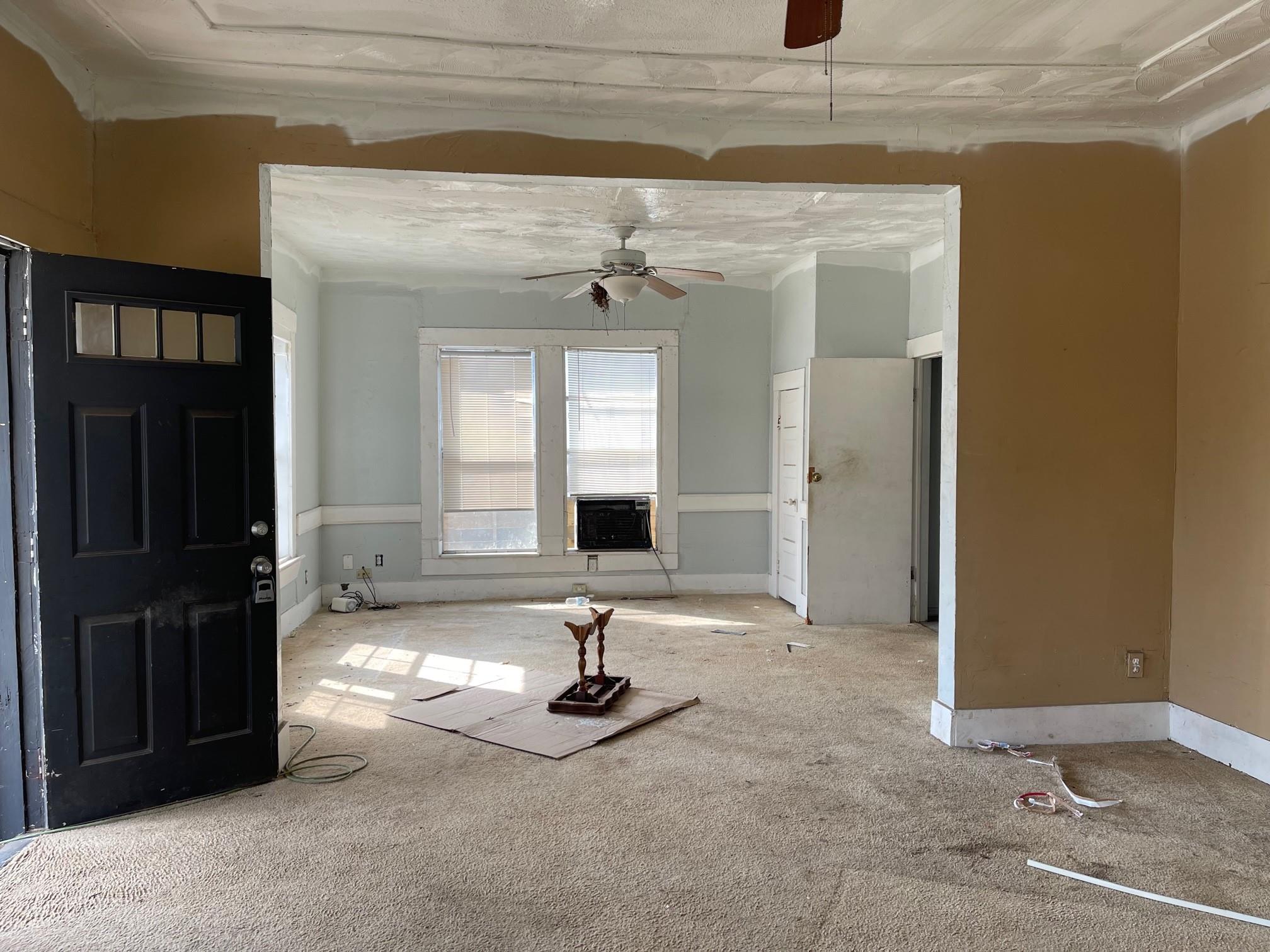 2122 W Little York Road