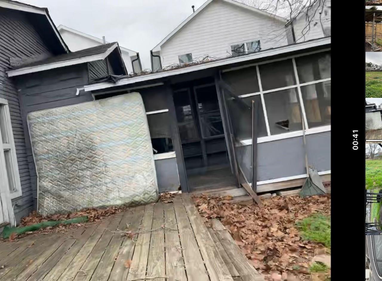 2122 W Little York Road