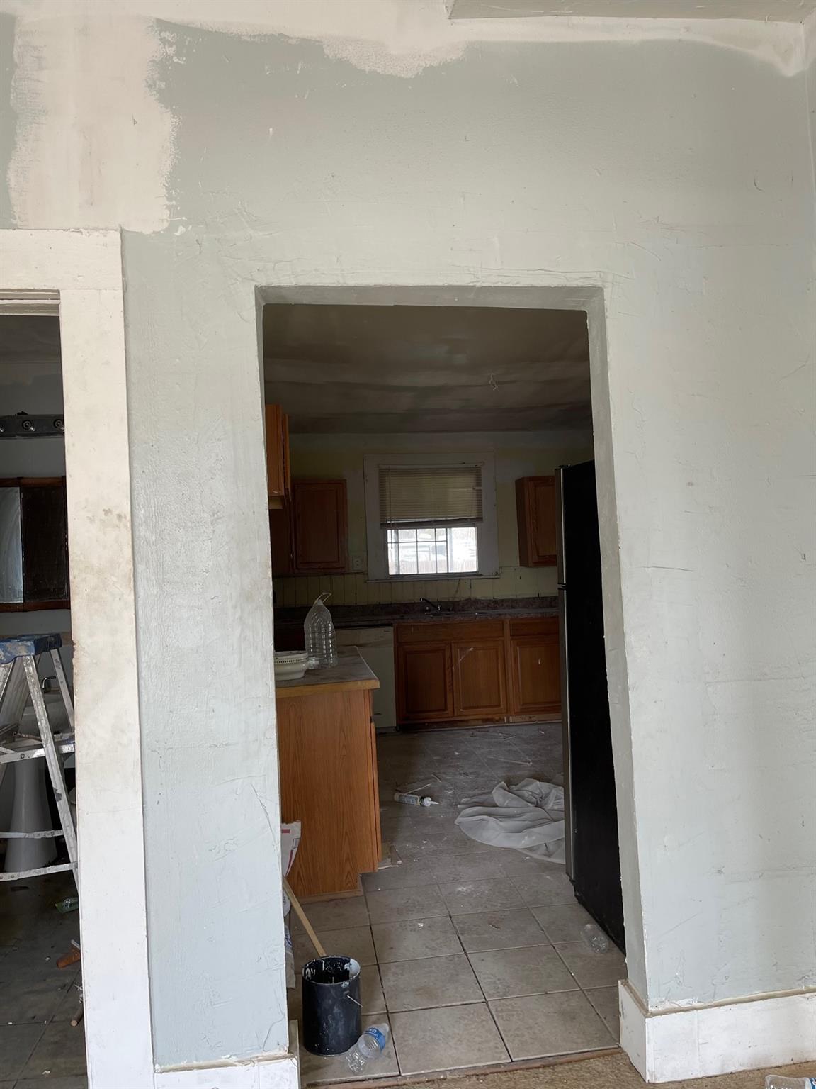 2122 W Little York Road