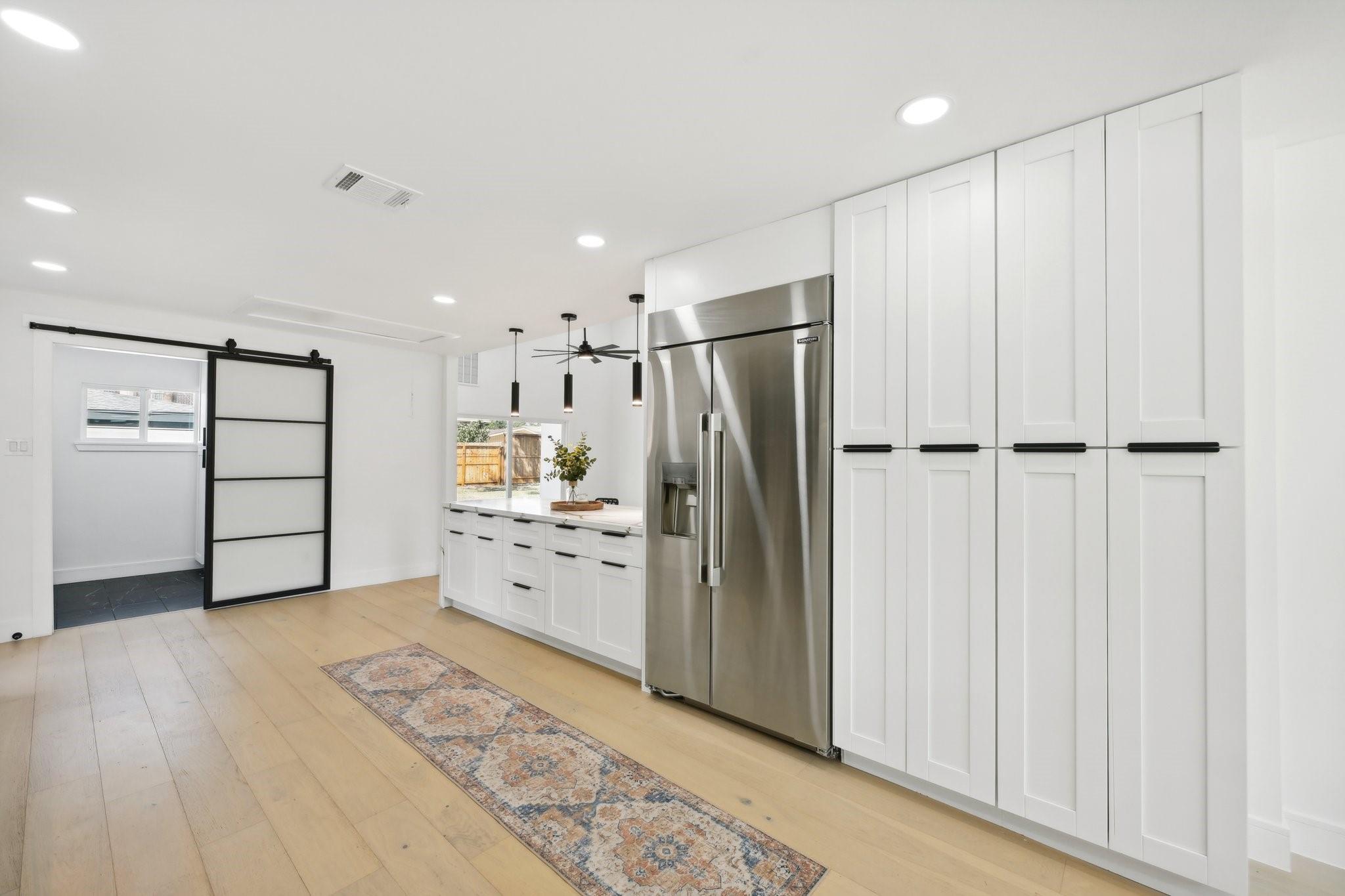 3729 Rio Vista Street