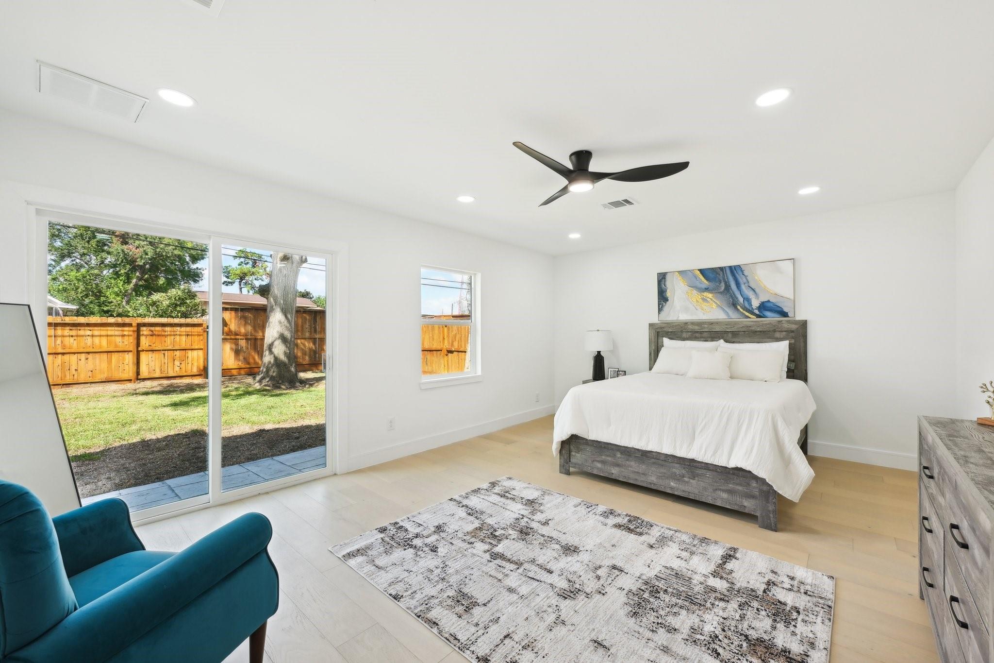 3729 Rio Vista Street