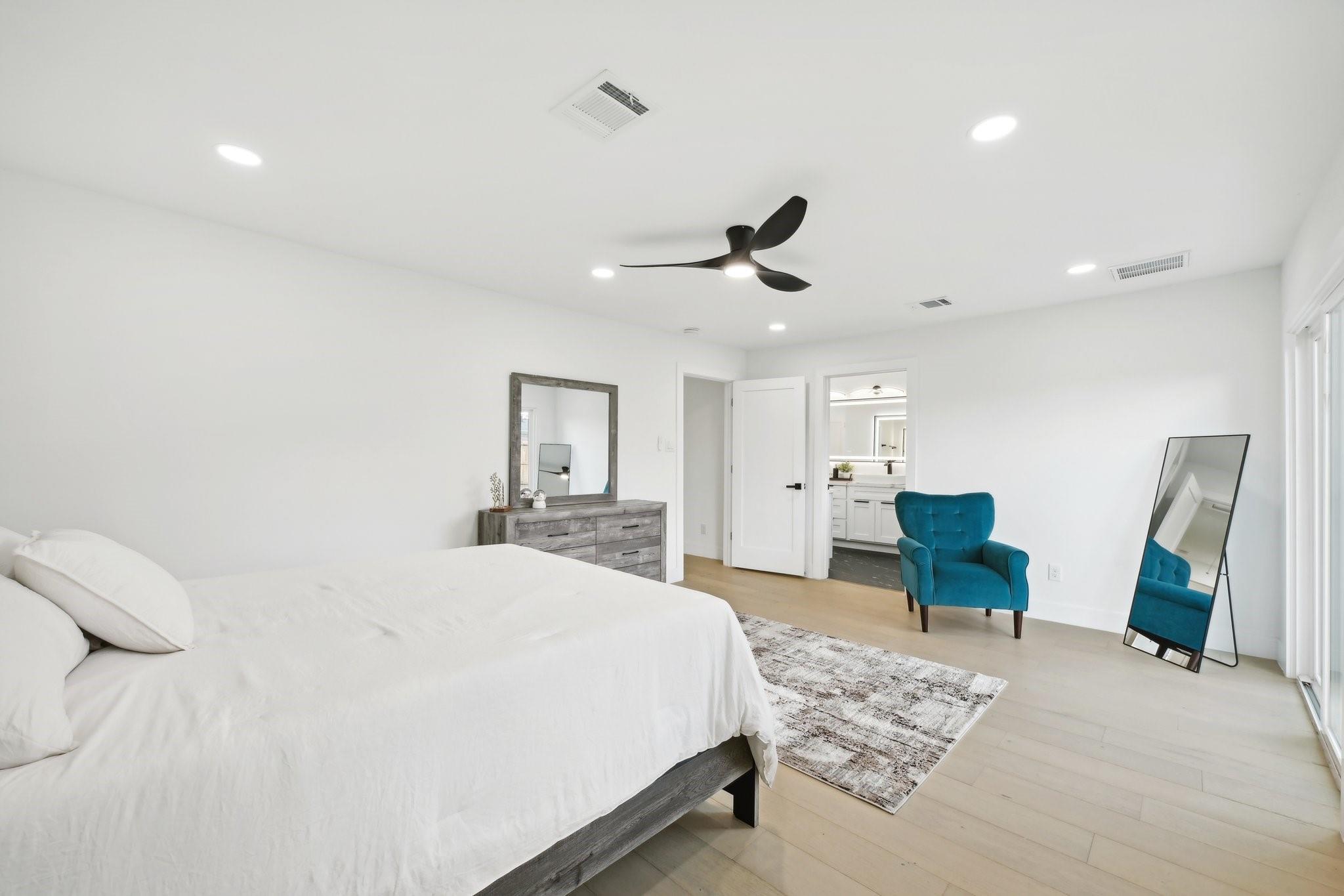 3729 Rio Vista Street