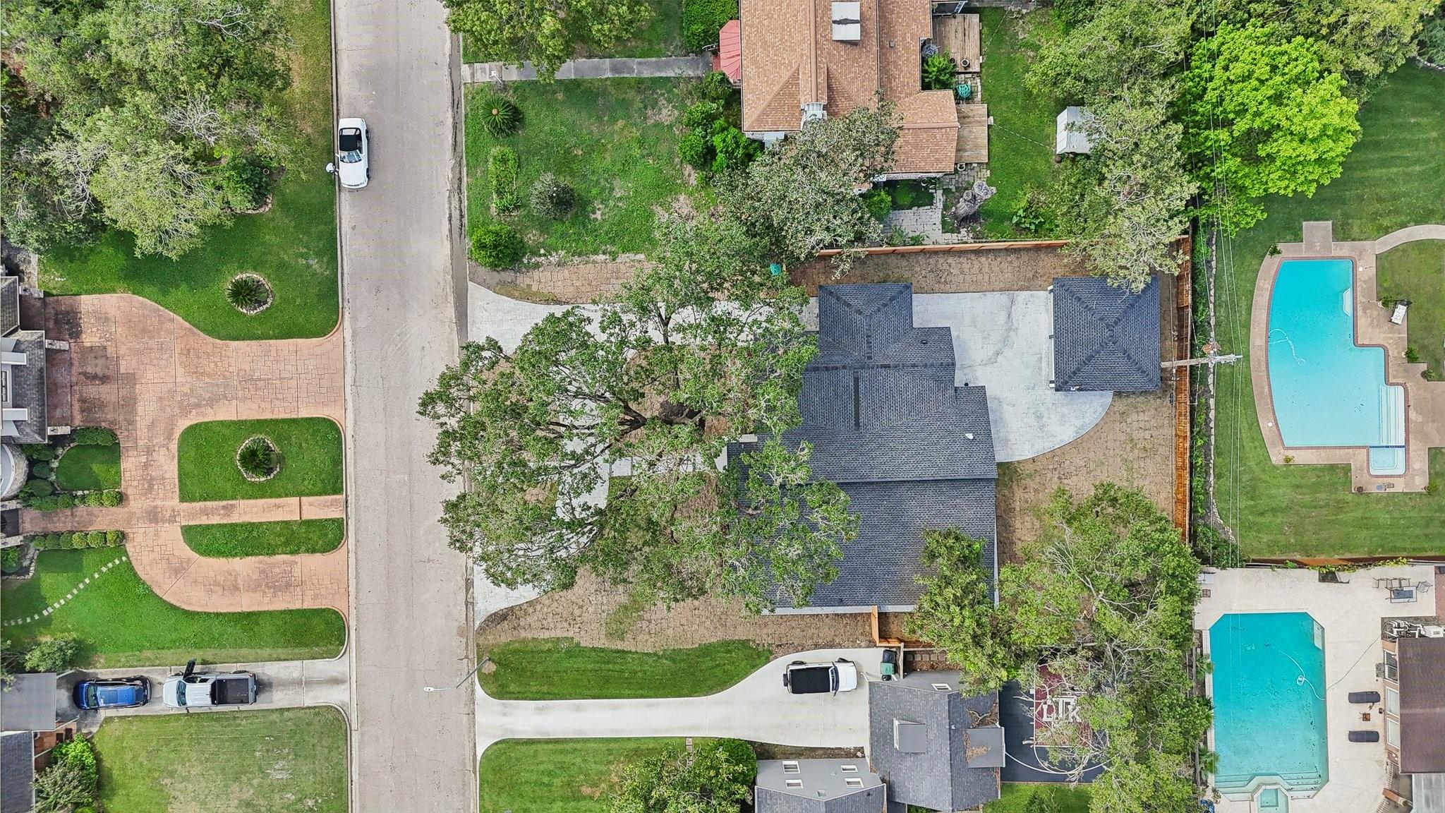 3729 Rio Vista Street