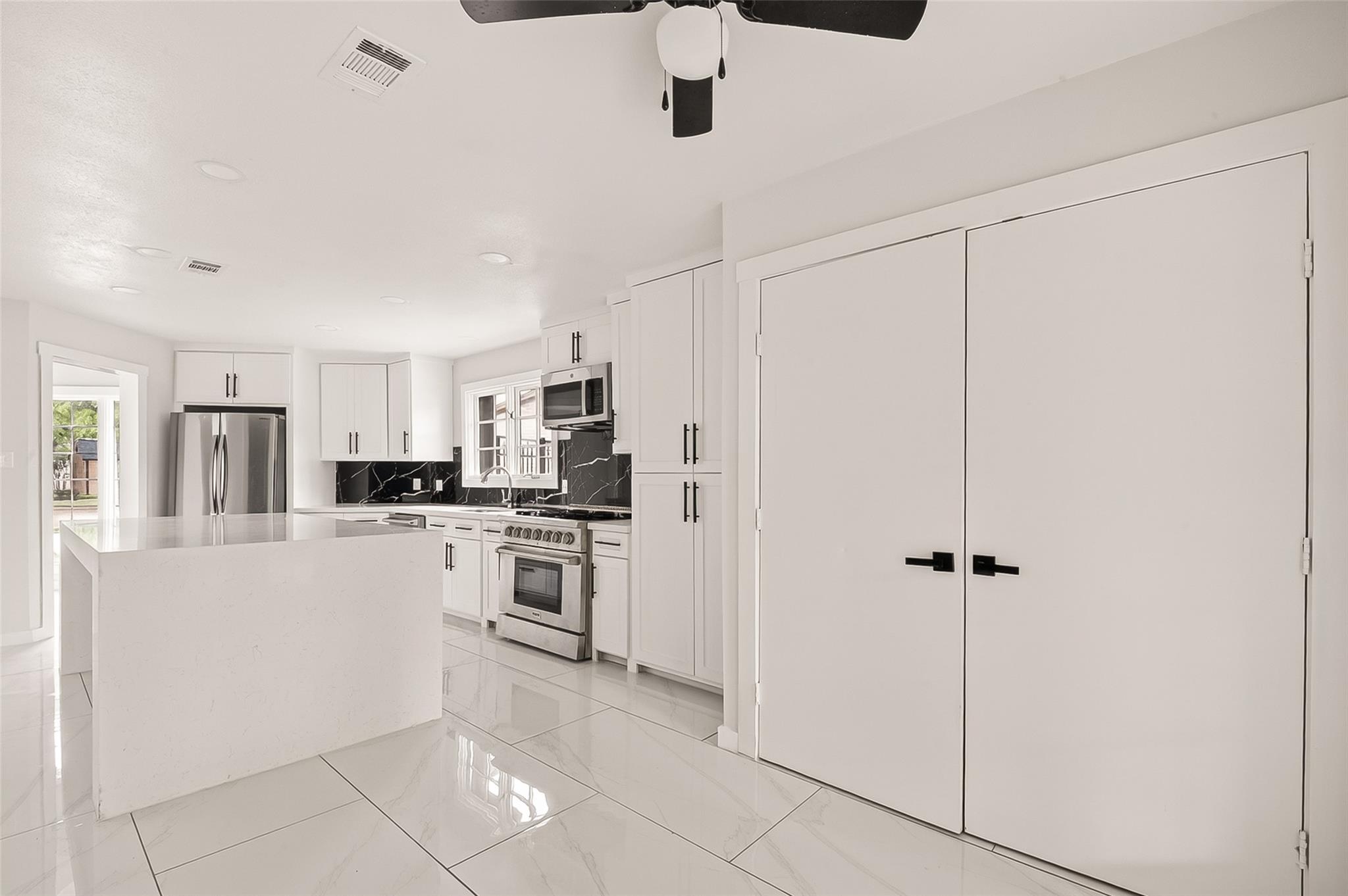 2335 Canyon Meadows Drive