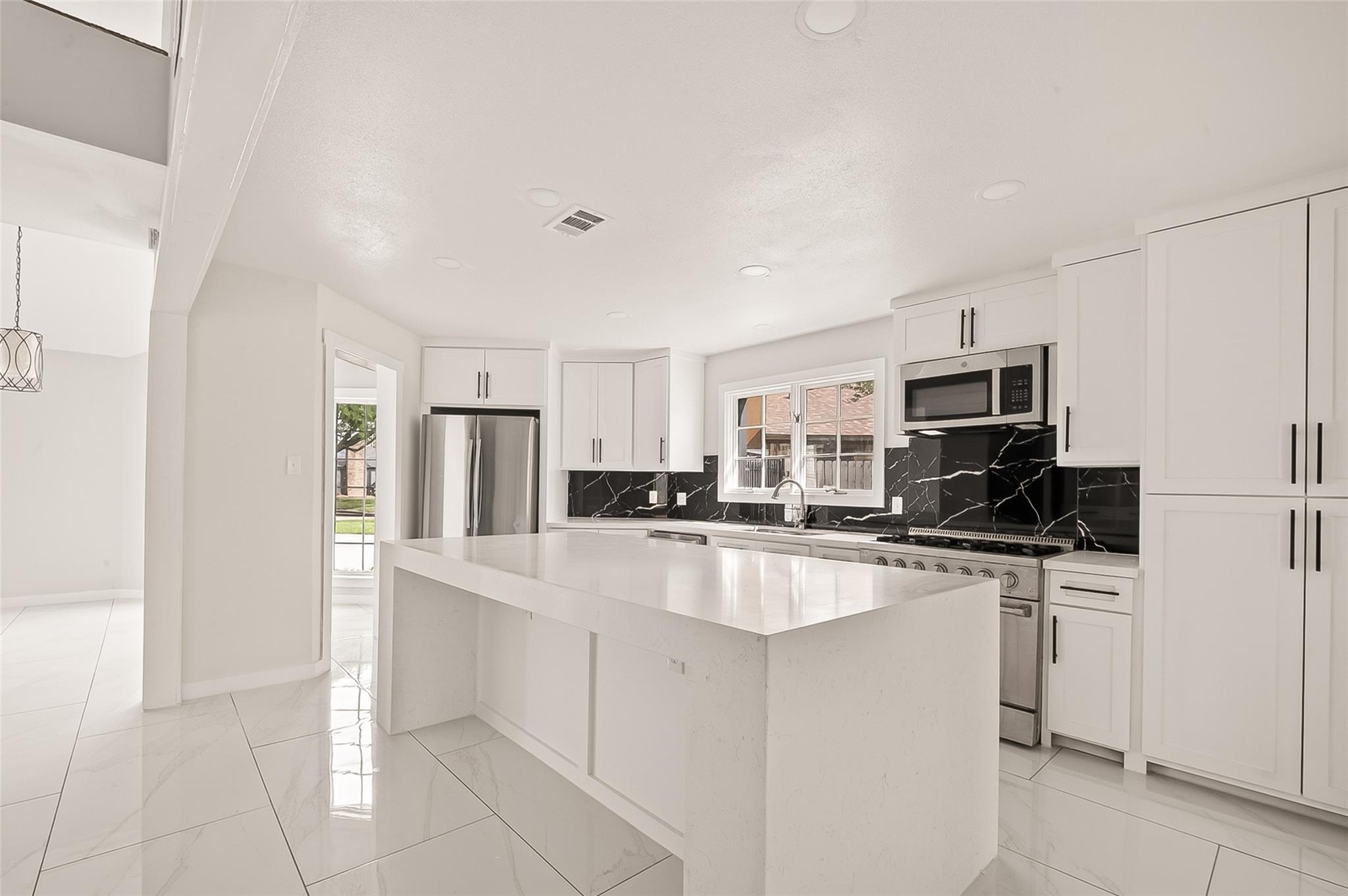 2335 Canyon Meadows Drive