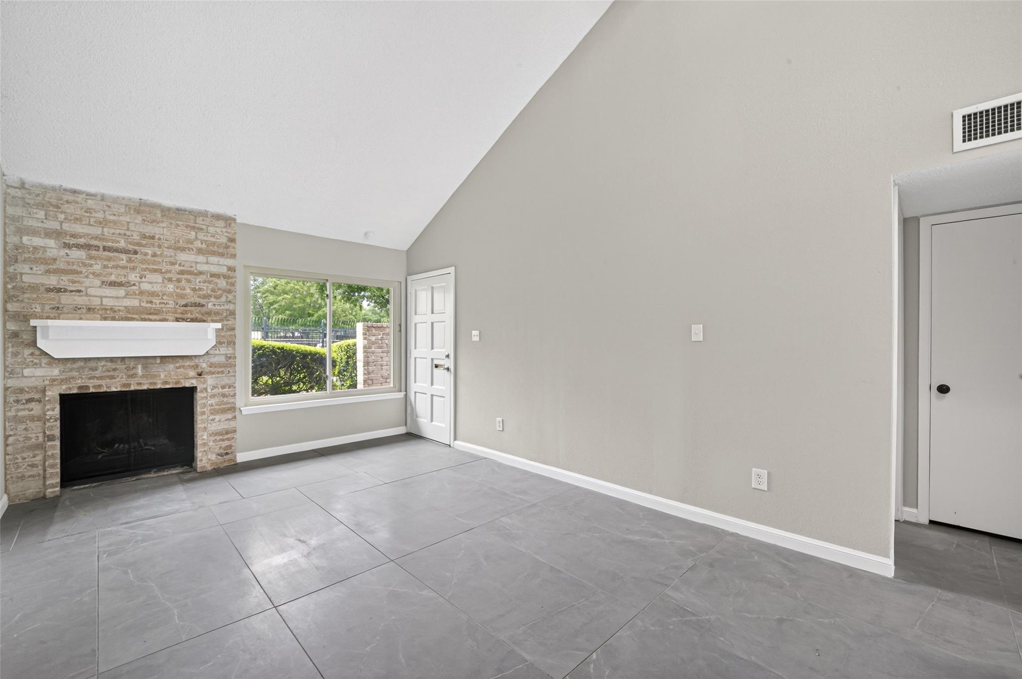 2340 Woodland Park Drive # 113