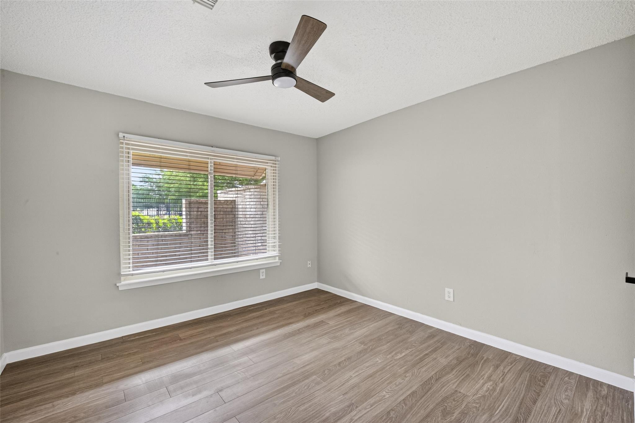 2340 Woodland Park Drive # 113