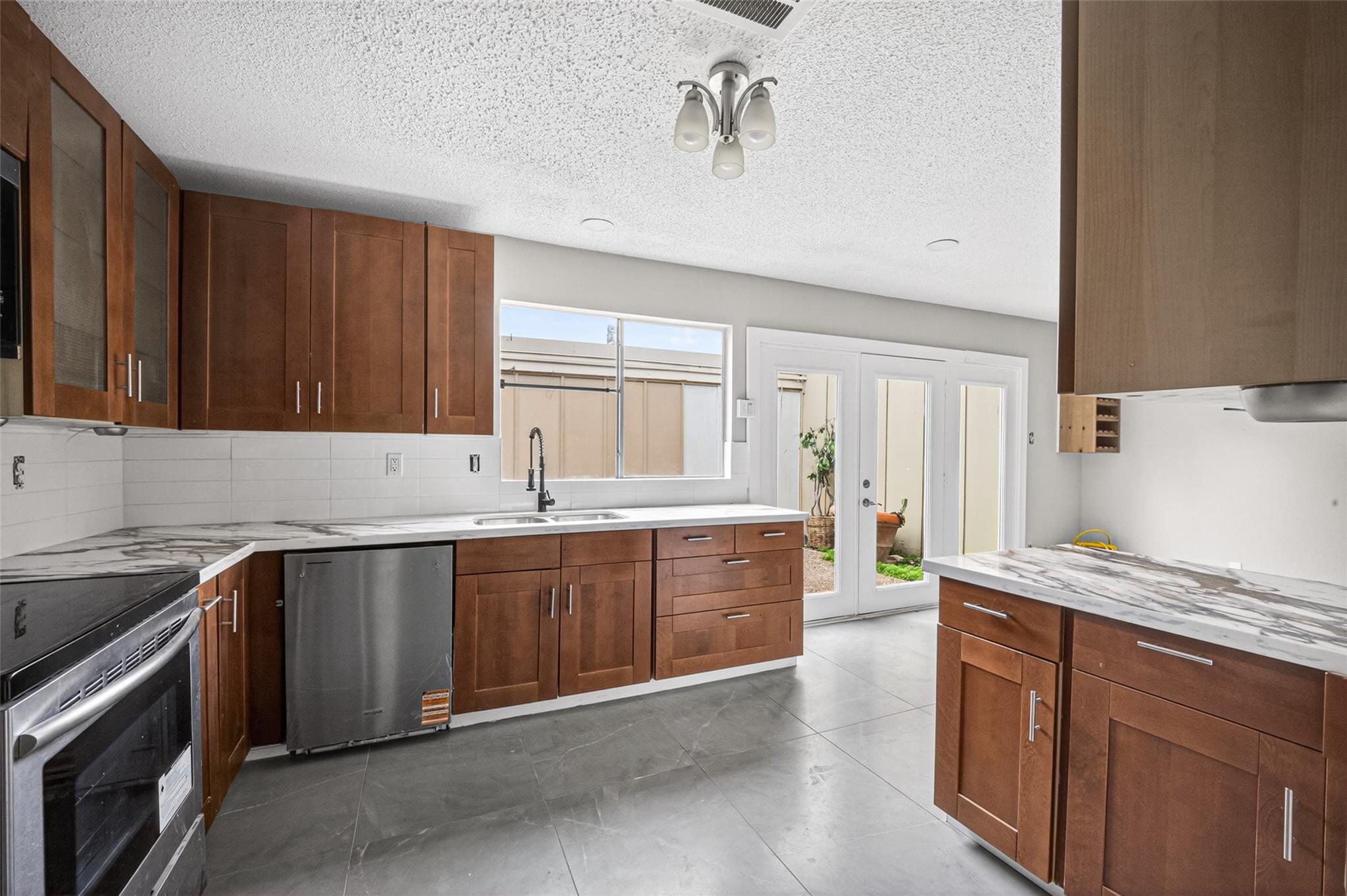 2340 Woodland Park Drive # 113