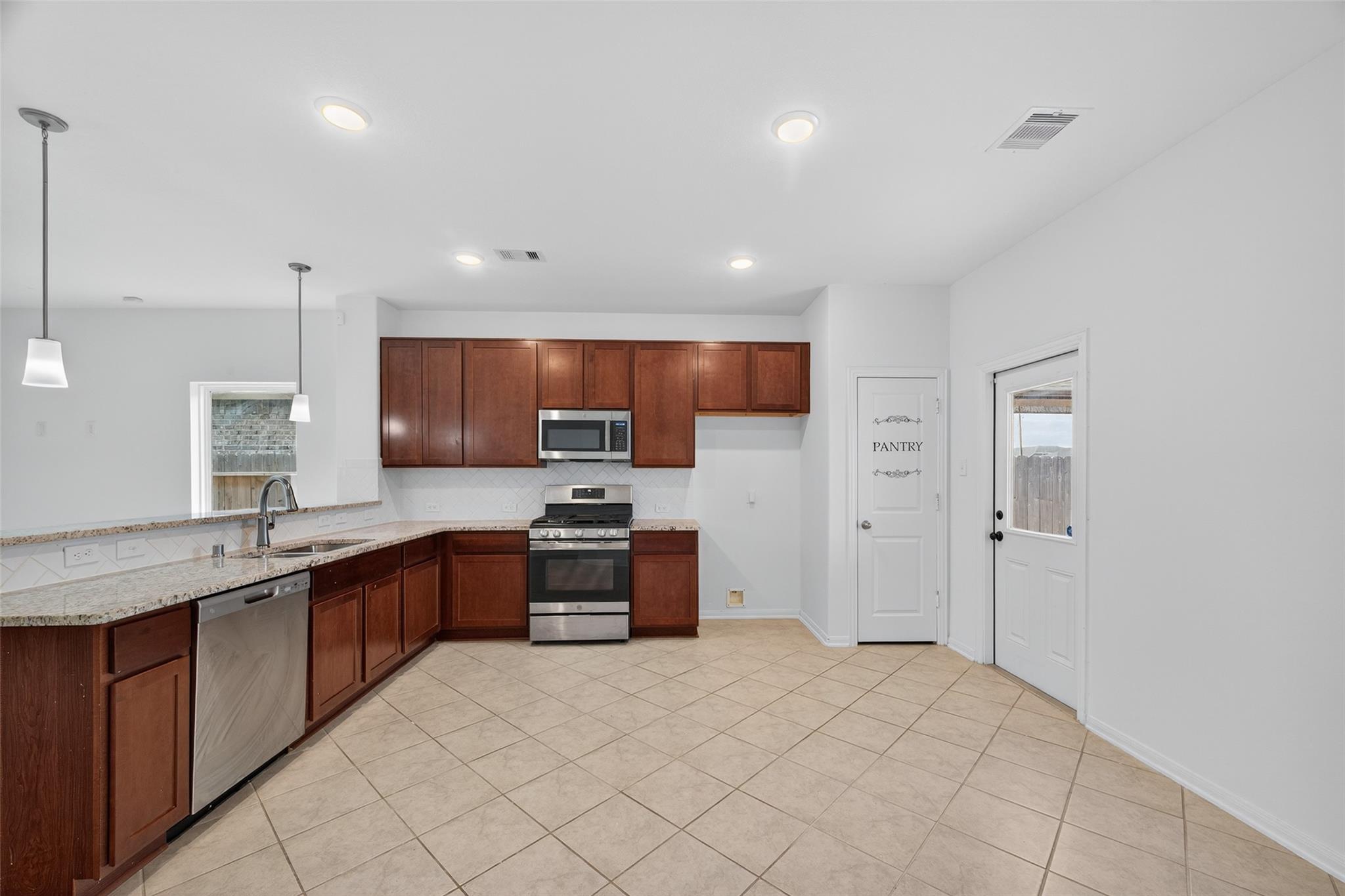 4703 Painted Bunting Lane