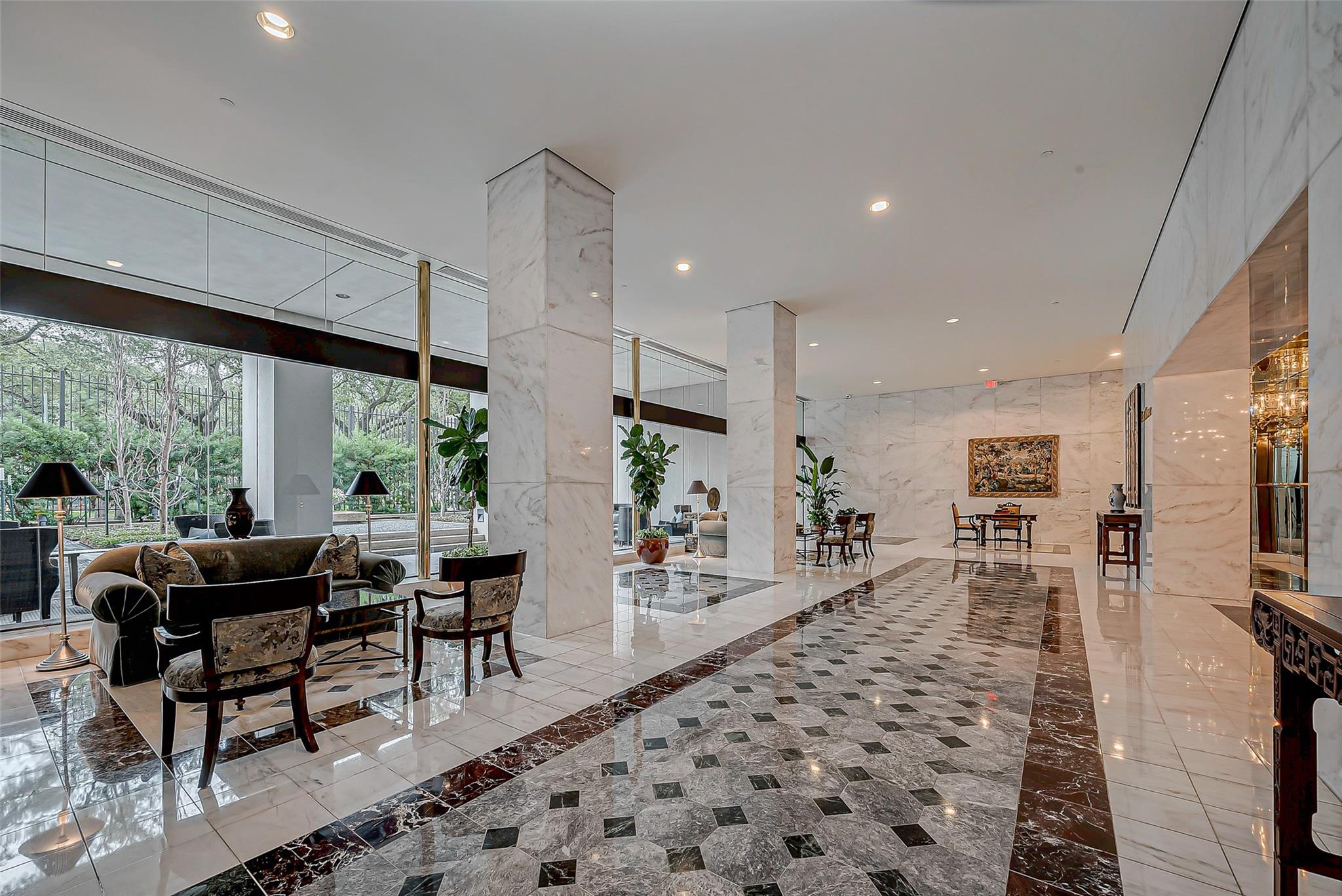 1111 Hermann Drive # 6E