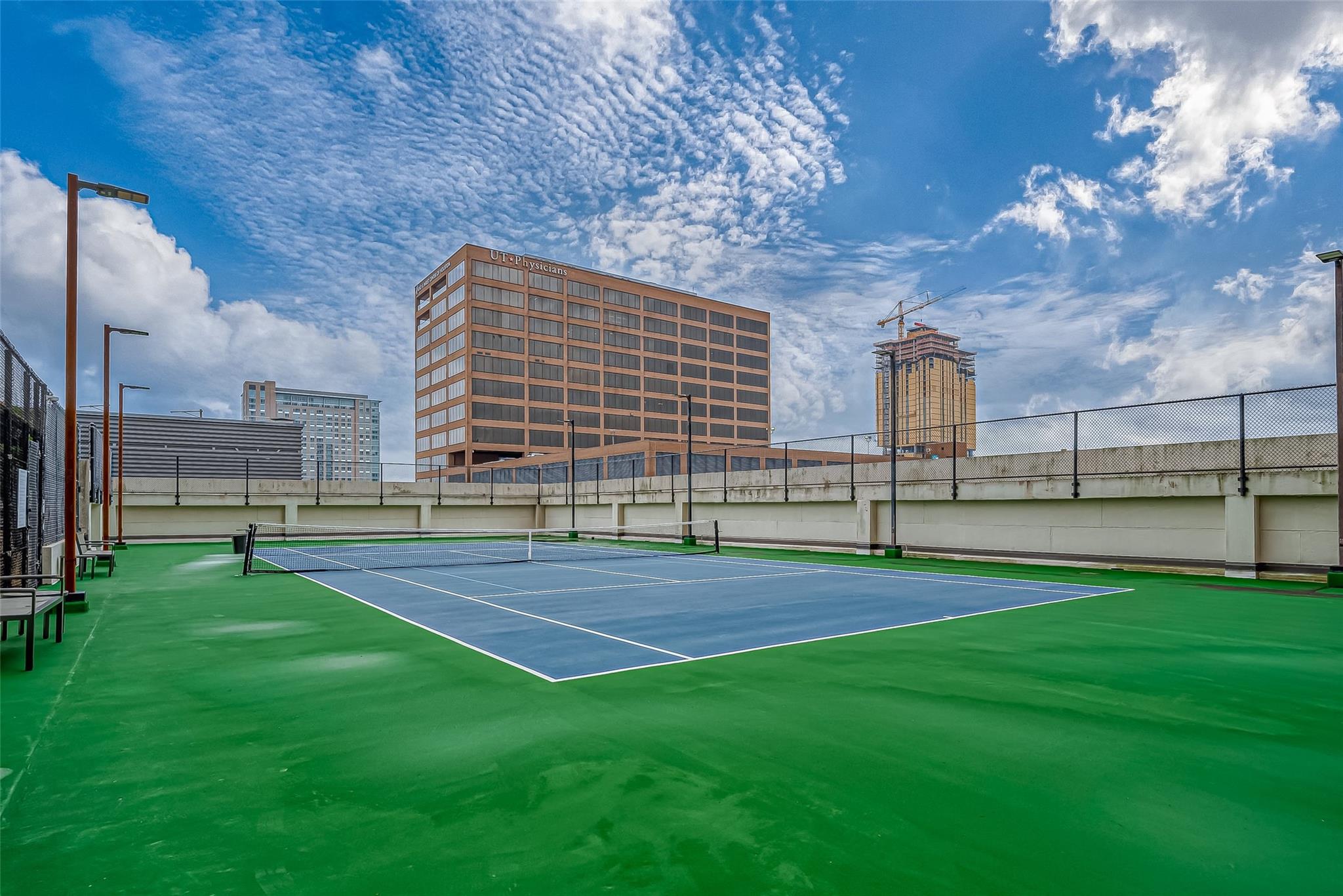 1111 Hermann Drive # 6E