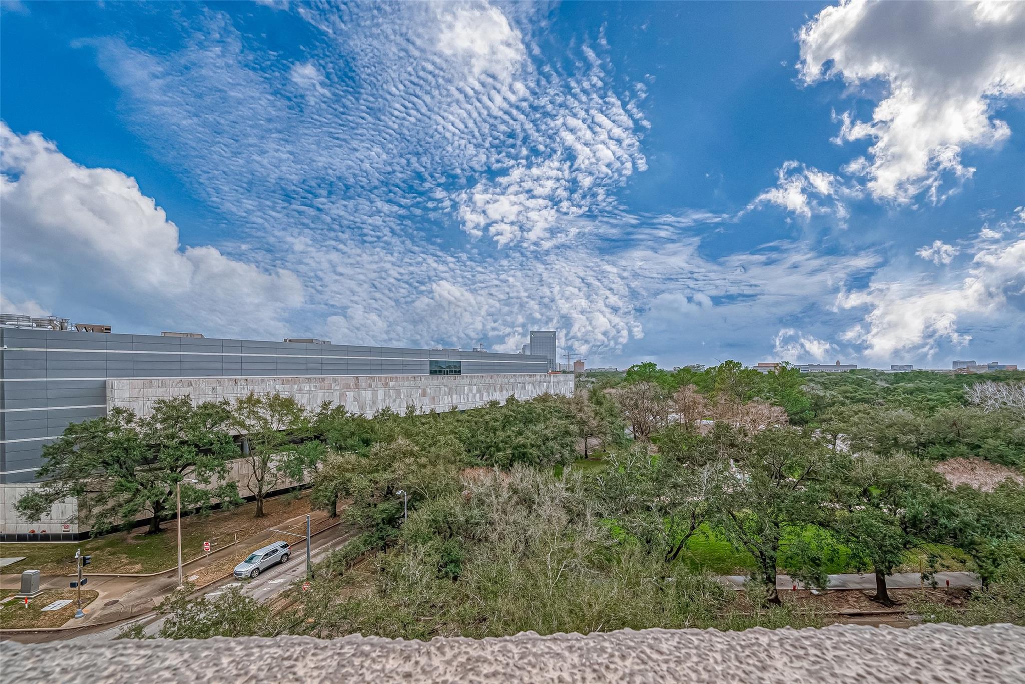 1111 Hermann Drive # 6E