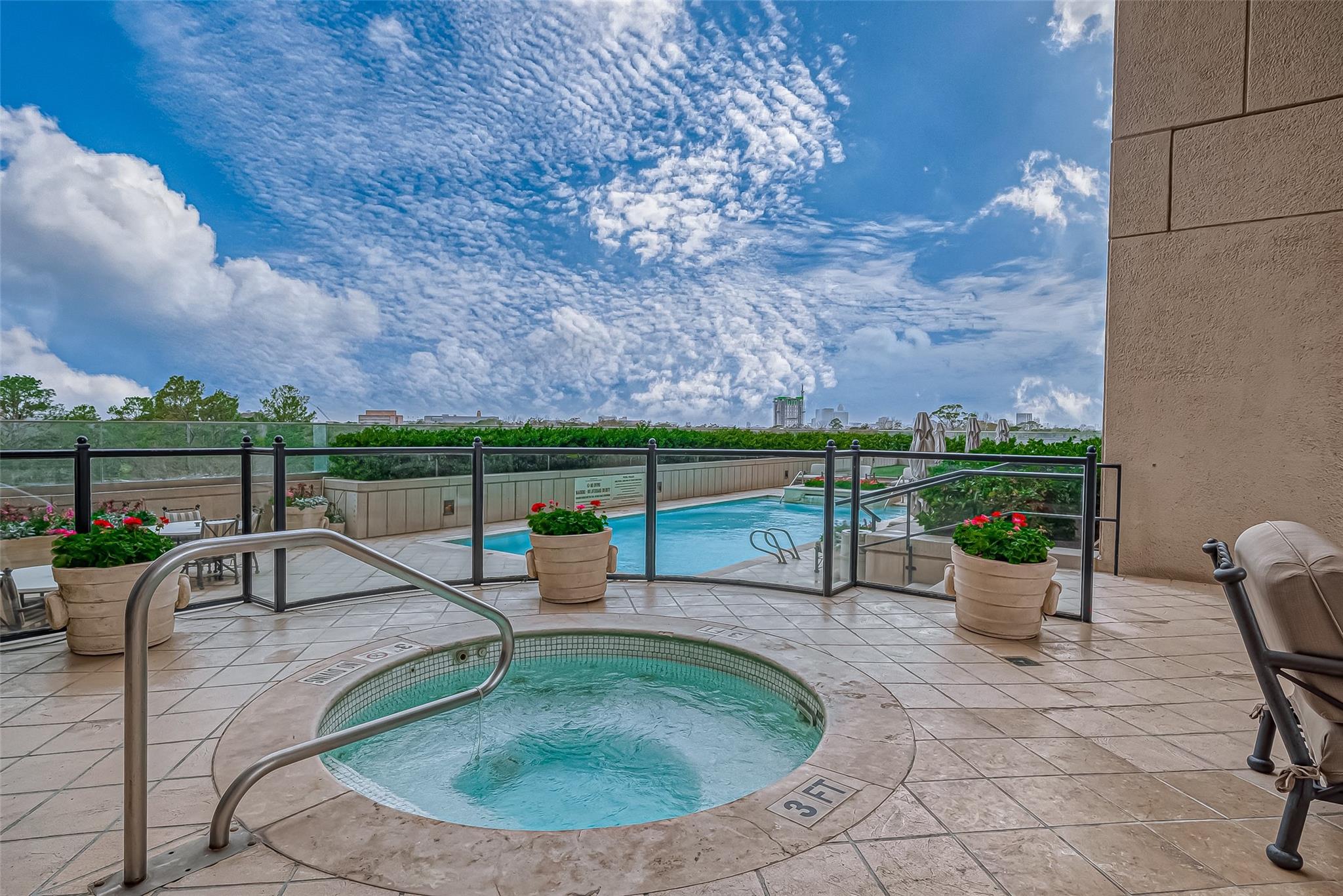 1111 Hermann Drive # 6E