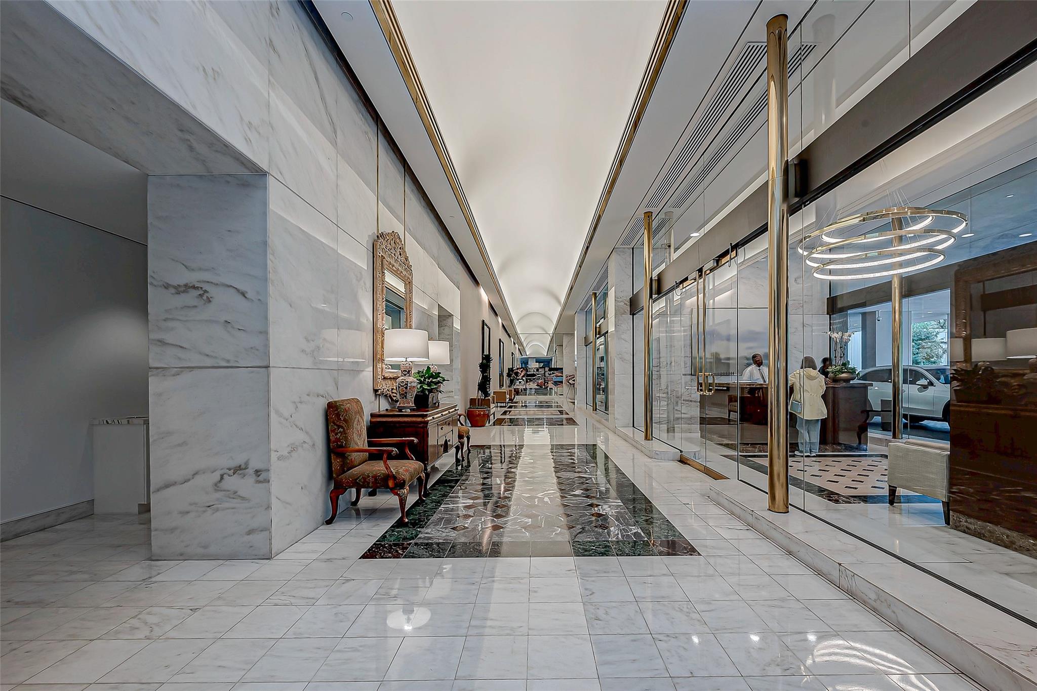 1111 Hermann Drive # 6E