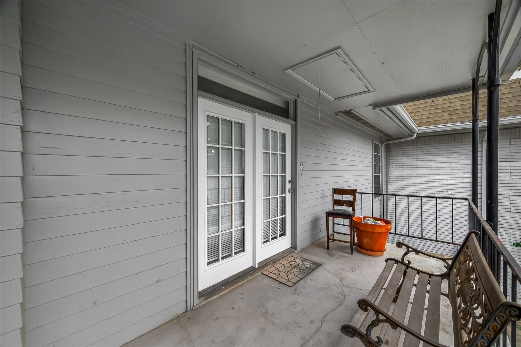 3300 Yorktown Street # 15