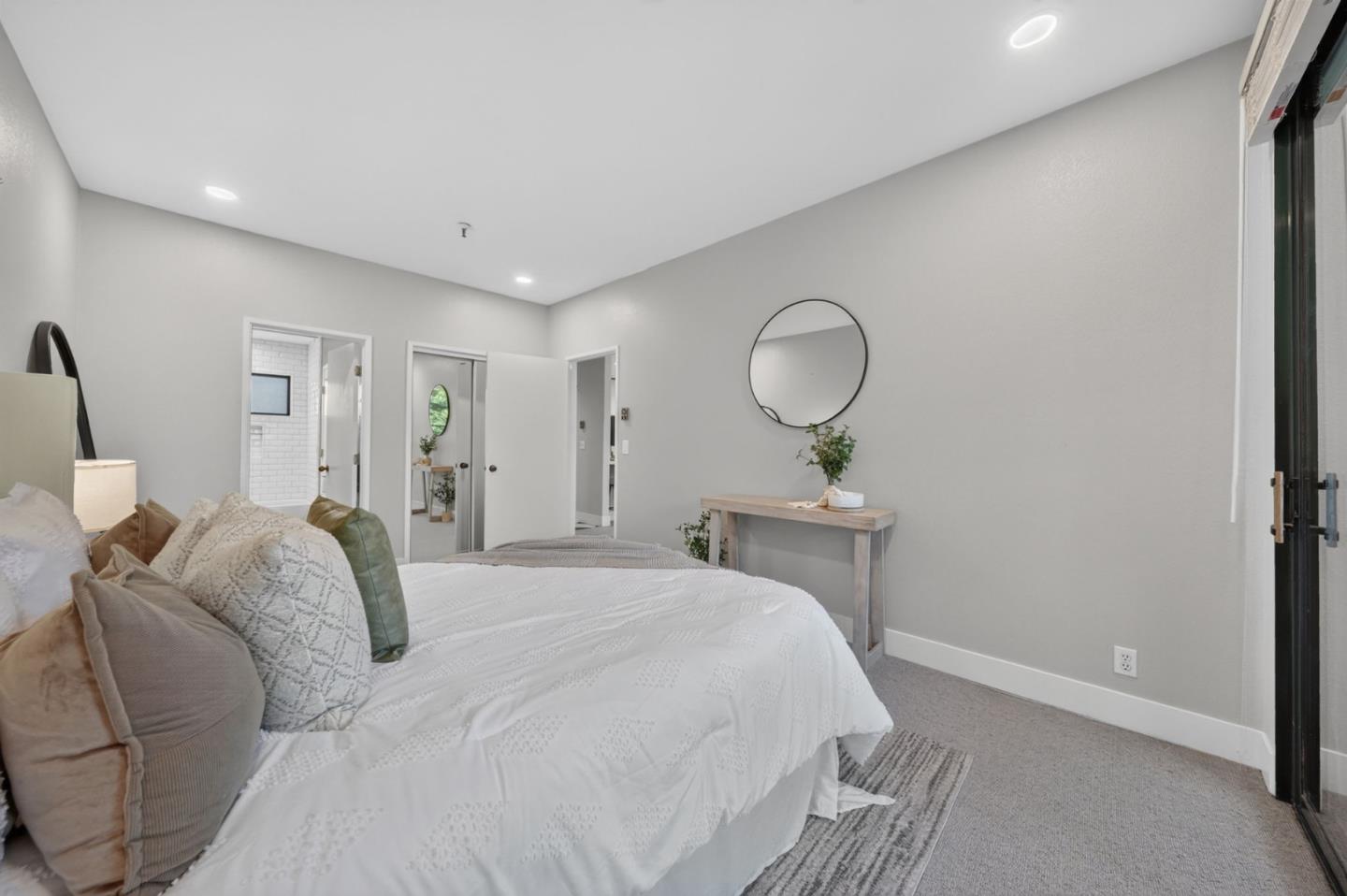 4250 El Camino Real C226