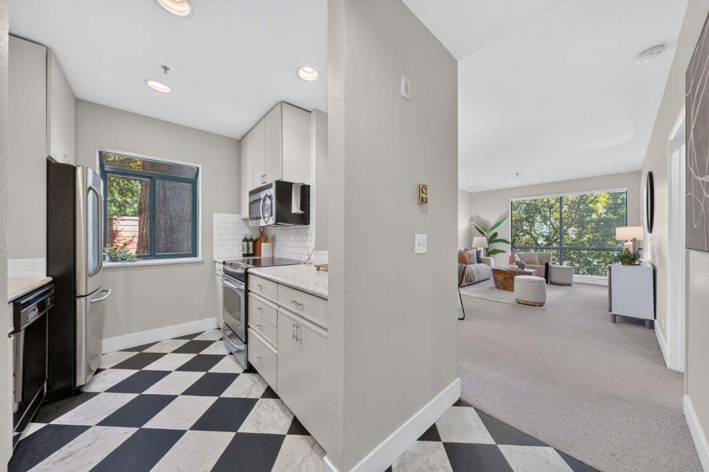 4250 El Camino Real C226