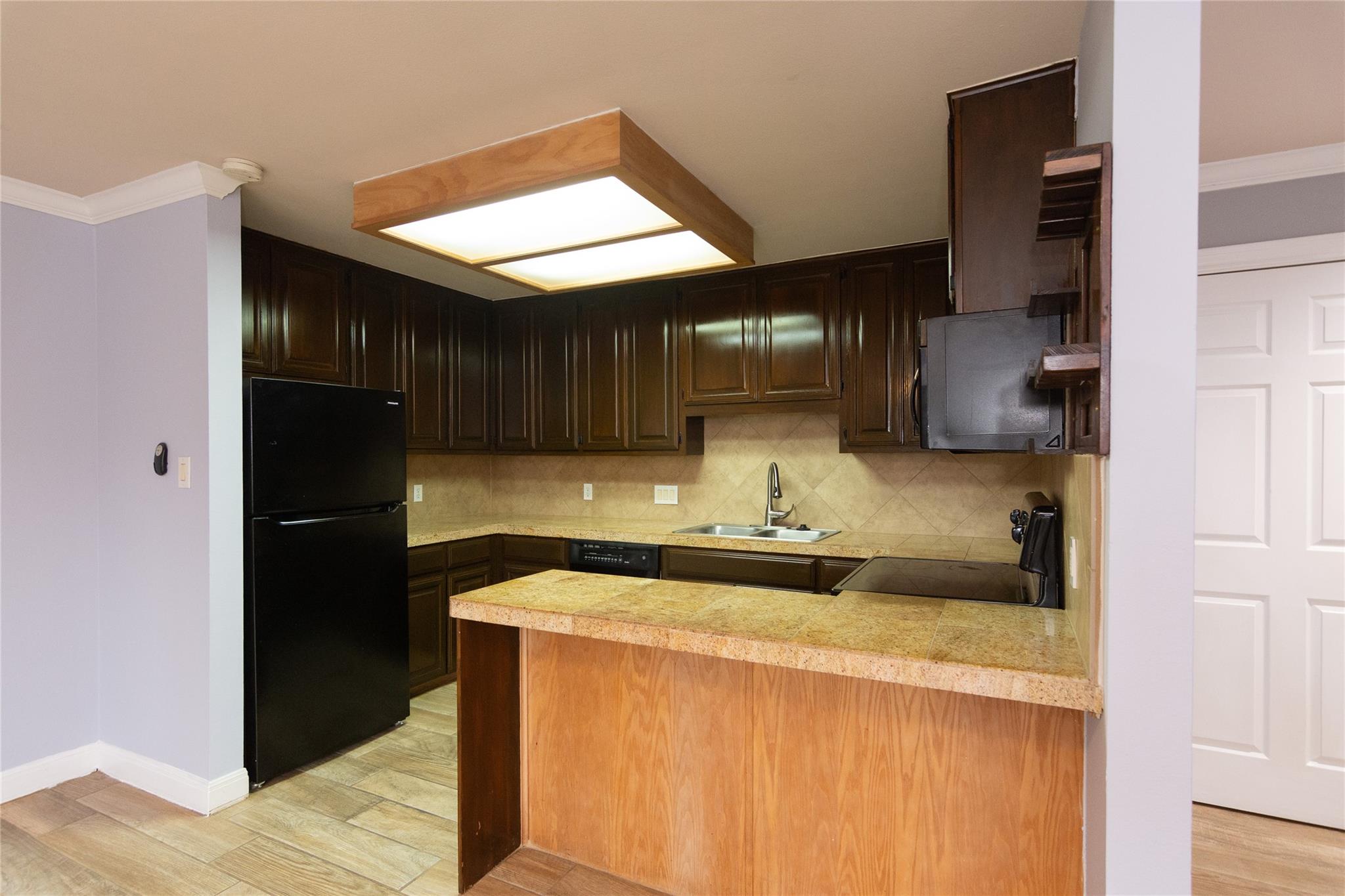 2500 Steck Ave # 13