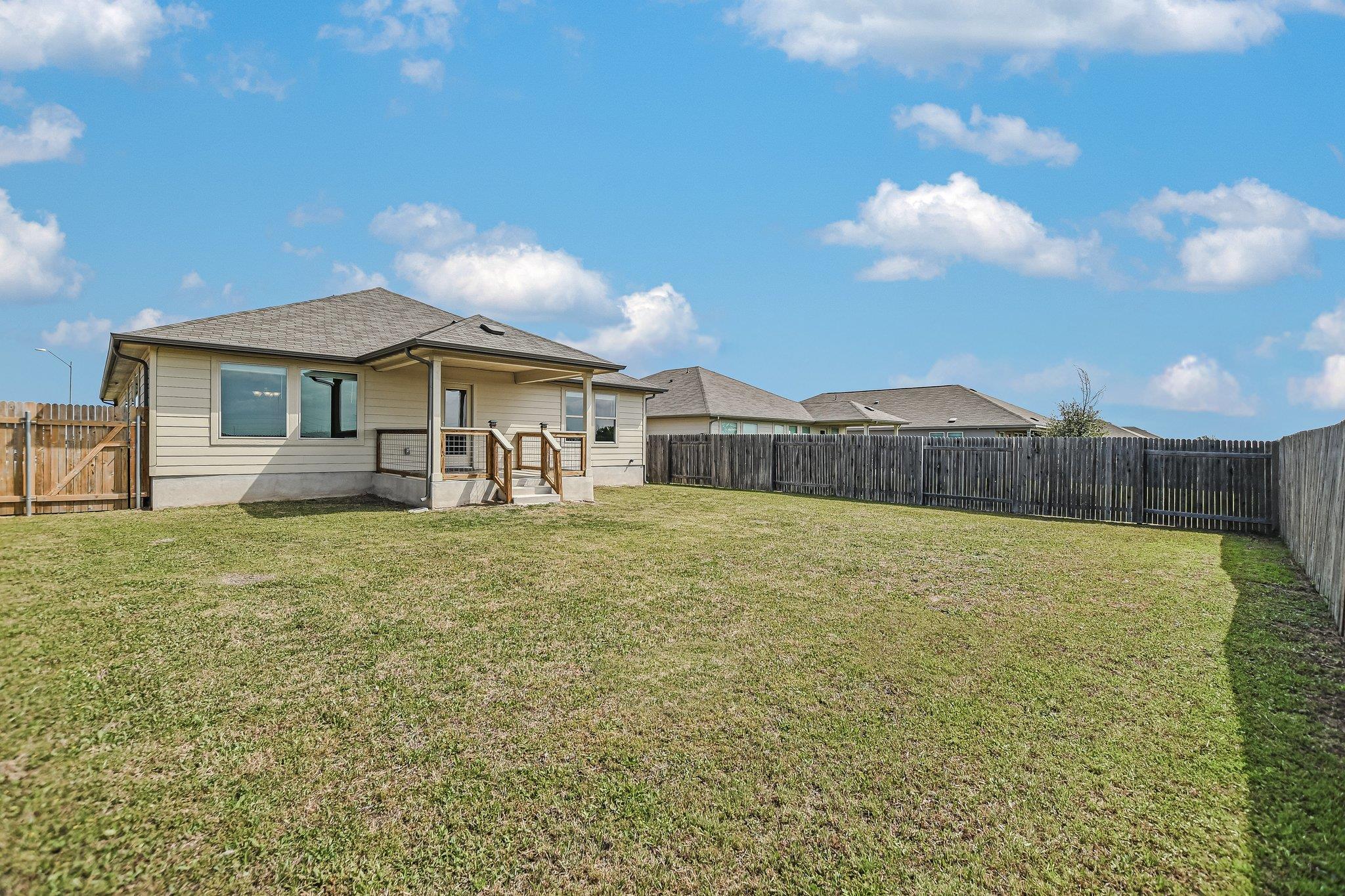 309 Chickasaw LN