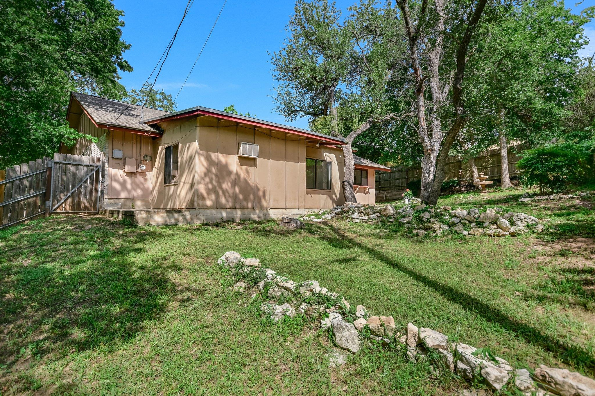 8702 Wildridge DR