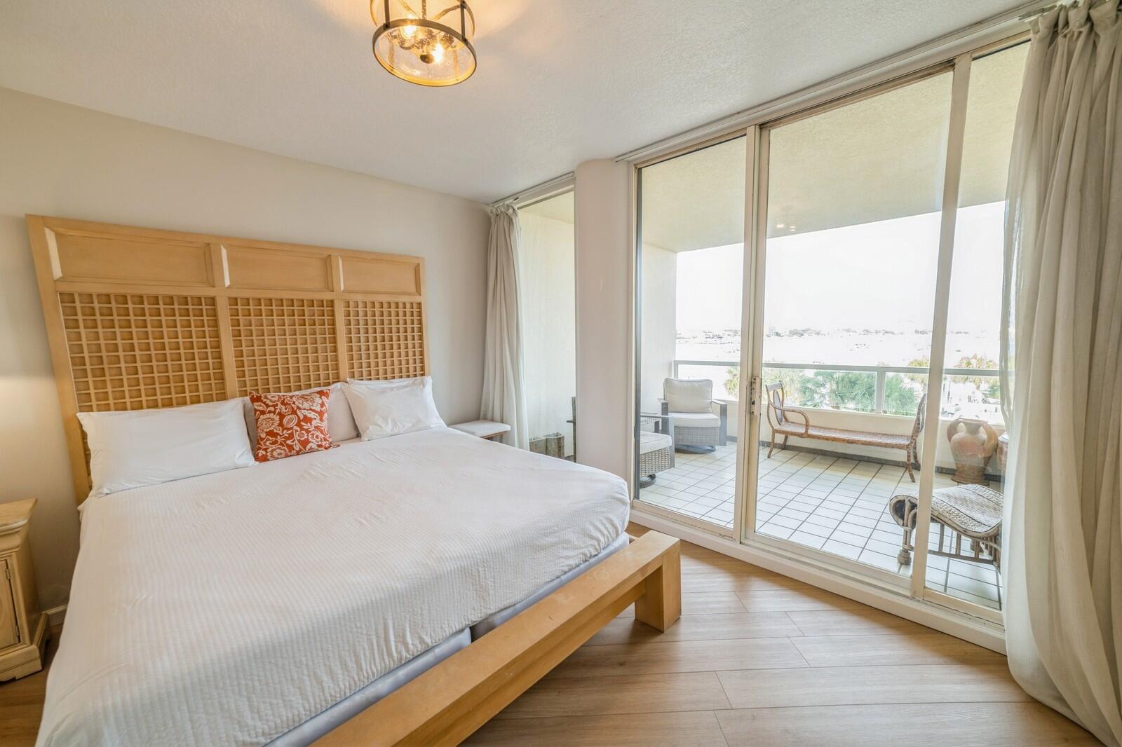 100 Gulf Shore Drive, 303