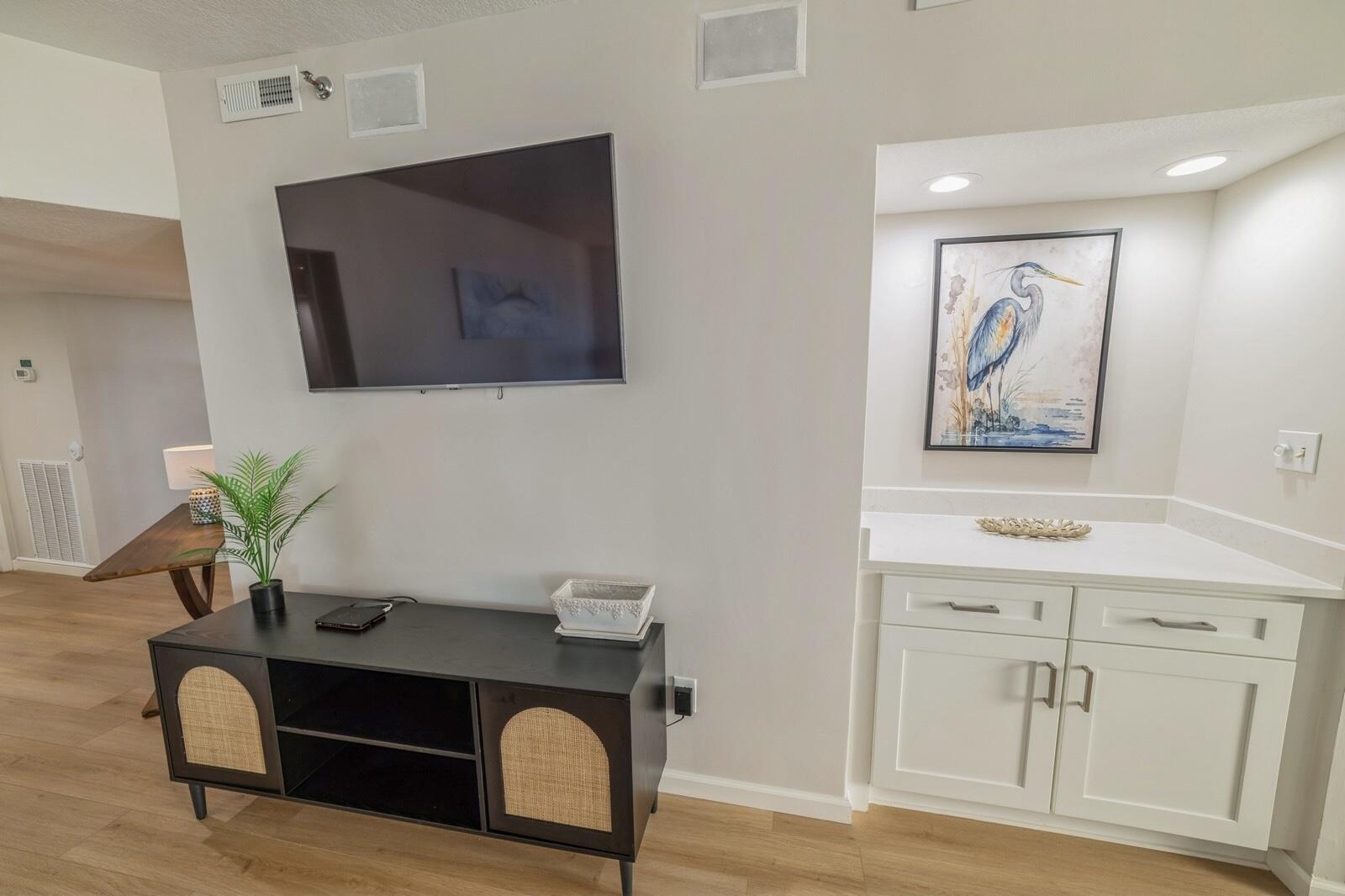 100 Gulf Shore Drive, 303