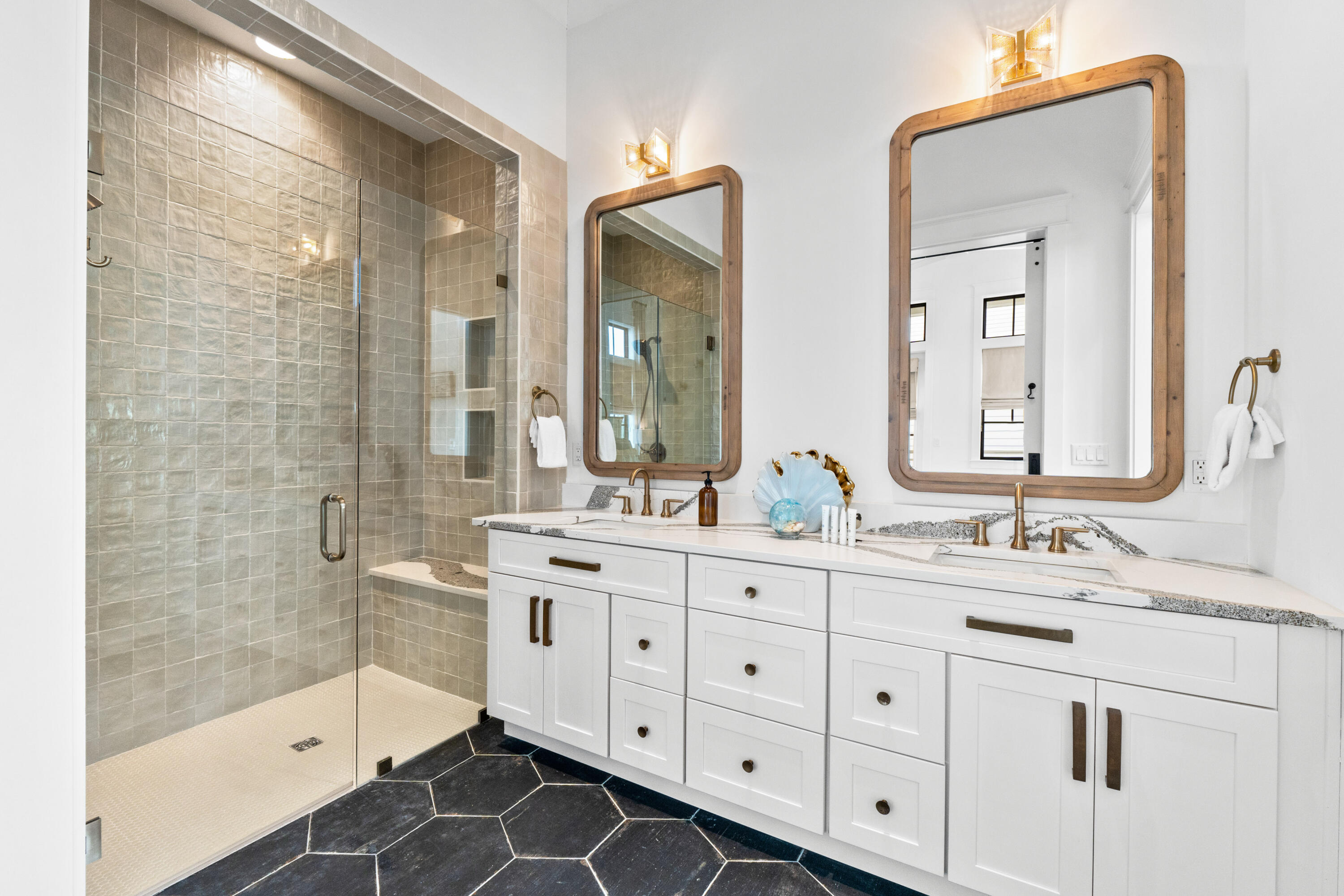 71 Grande Pointe Drive