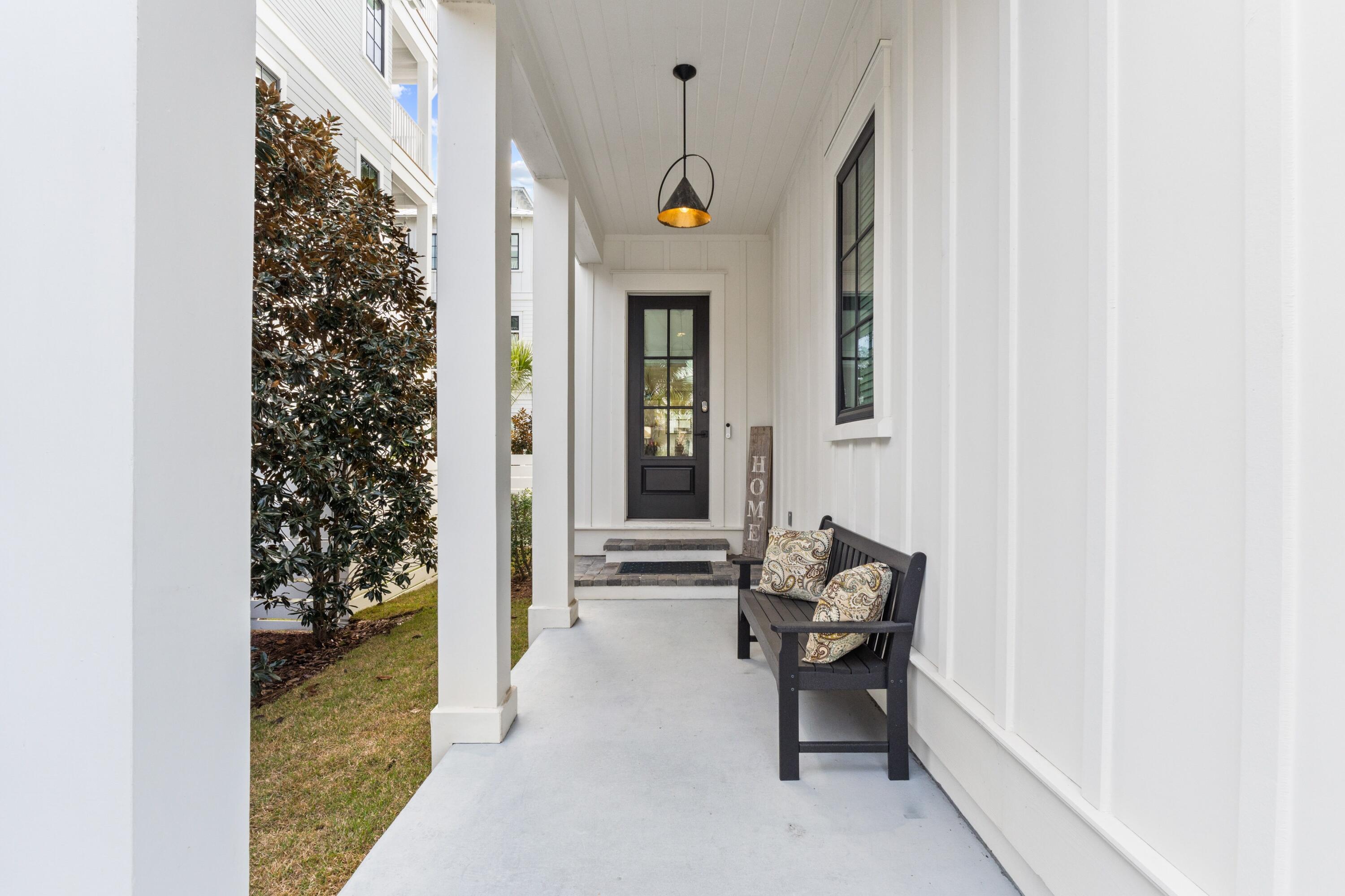 71 Grande Pointe Drive