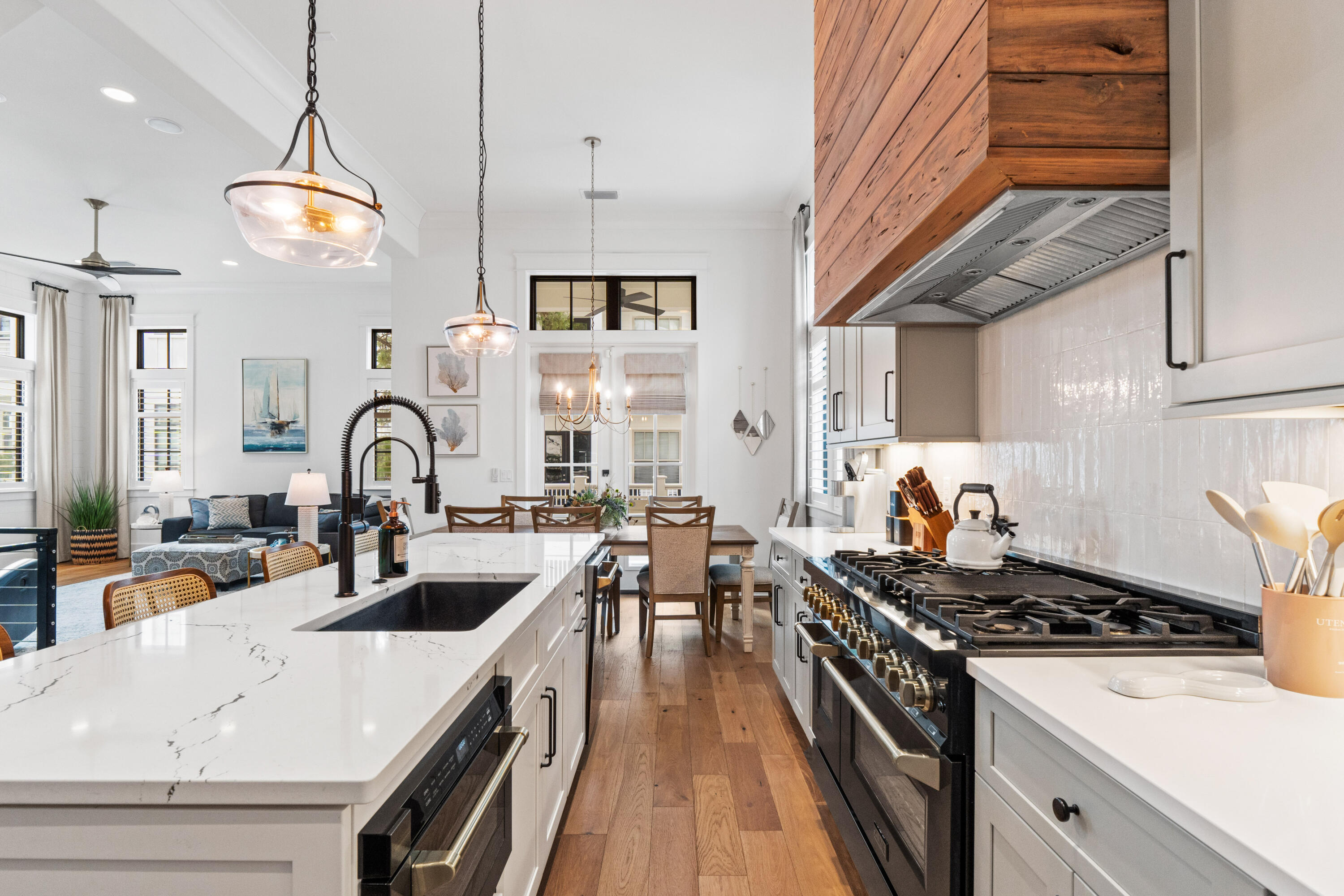 71 Grande Pointe Drive