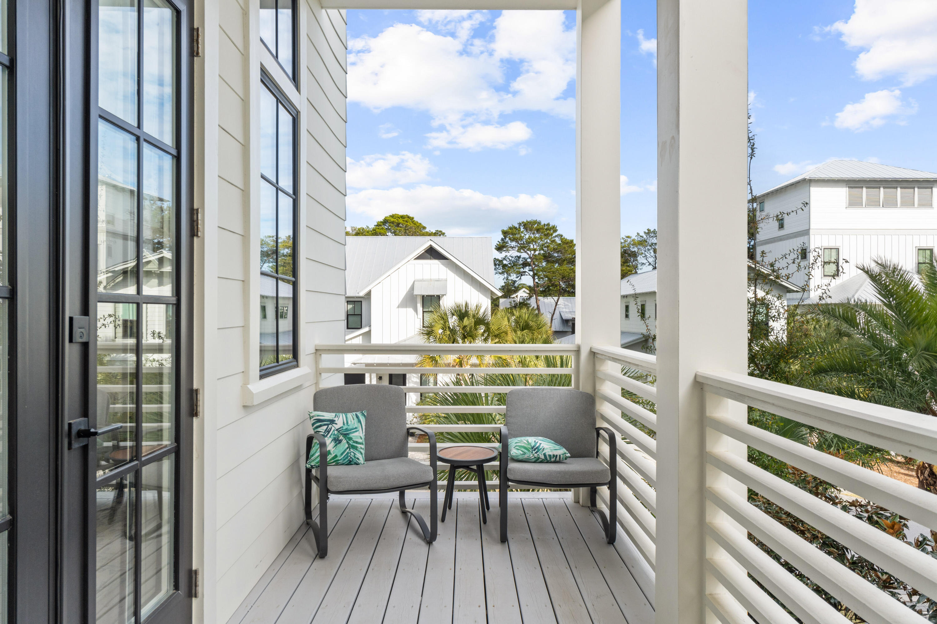 71 Grande Pointe Drive