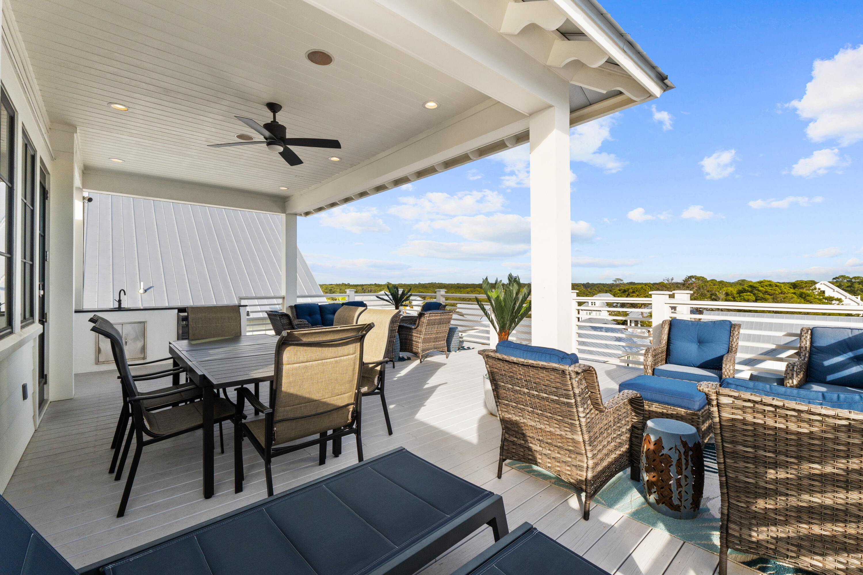 71 Grande Pointe Drive